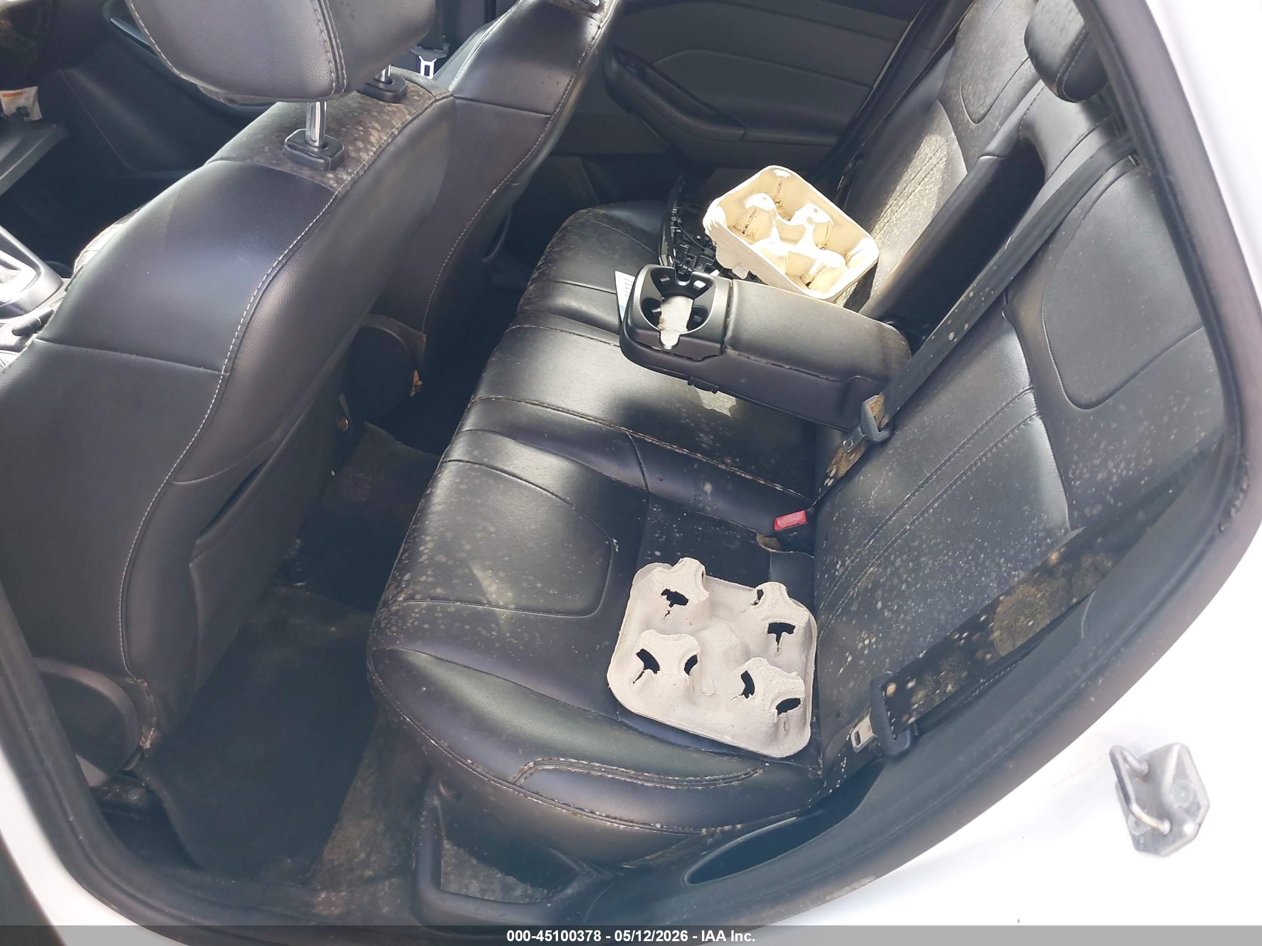 FORD FOCUS image 6