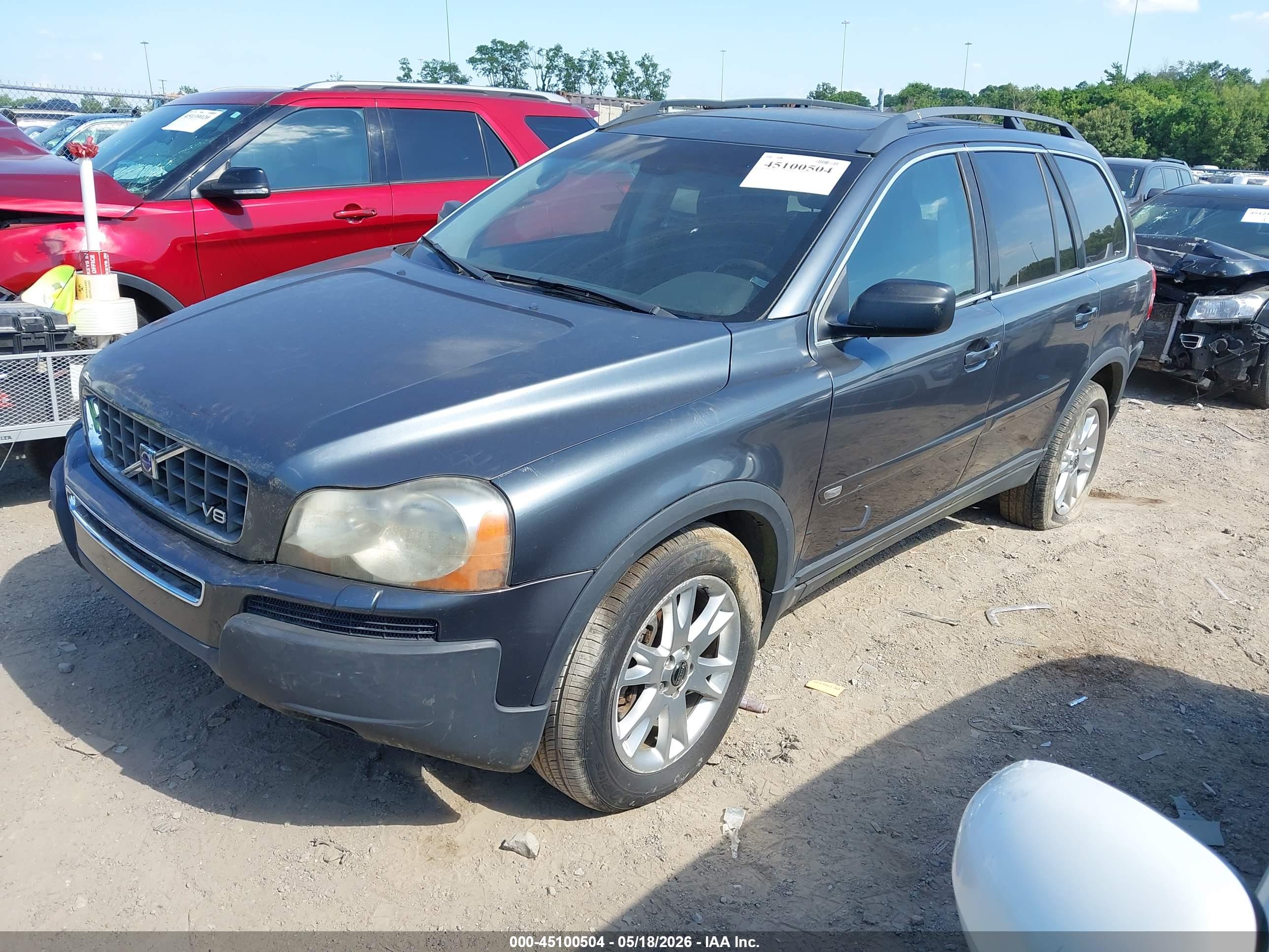 VOLVO XC90 image 2