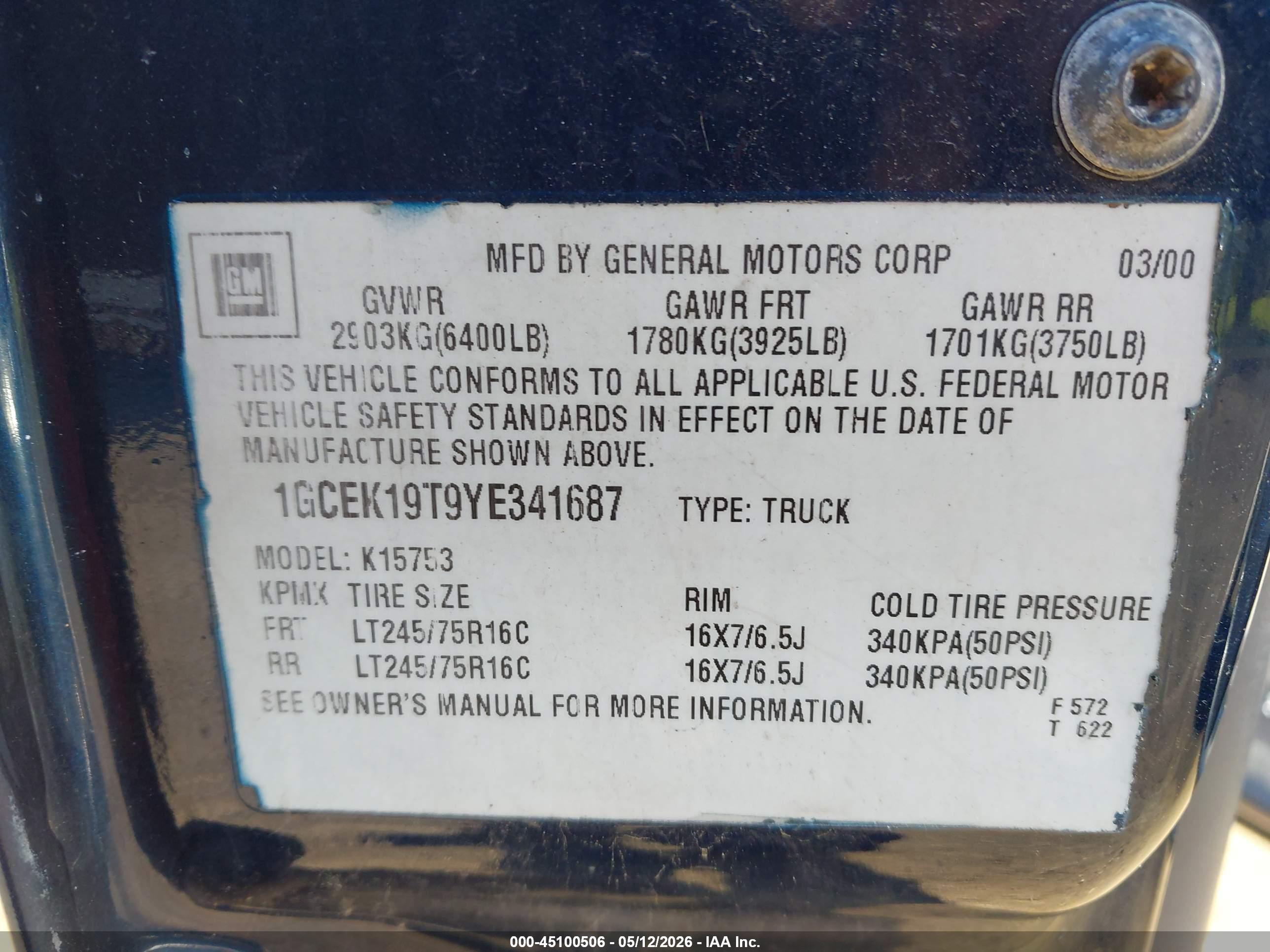CHEVROLET SILVERADO image 9