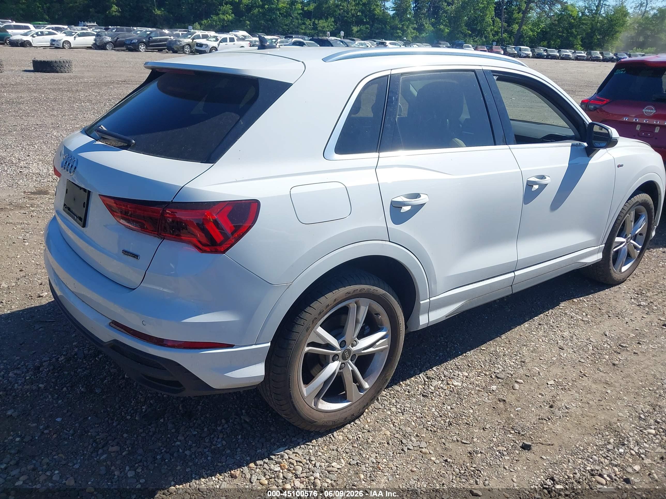 AUDI Q3 image 4