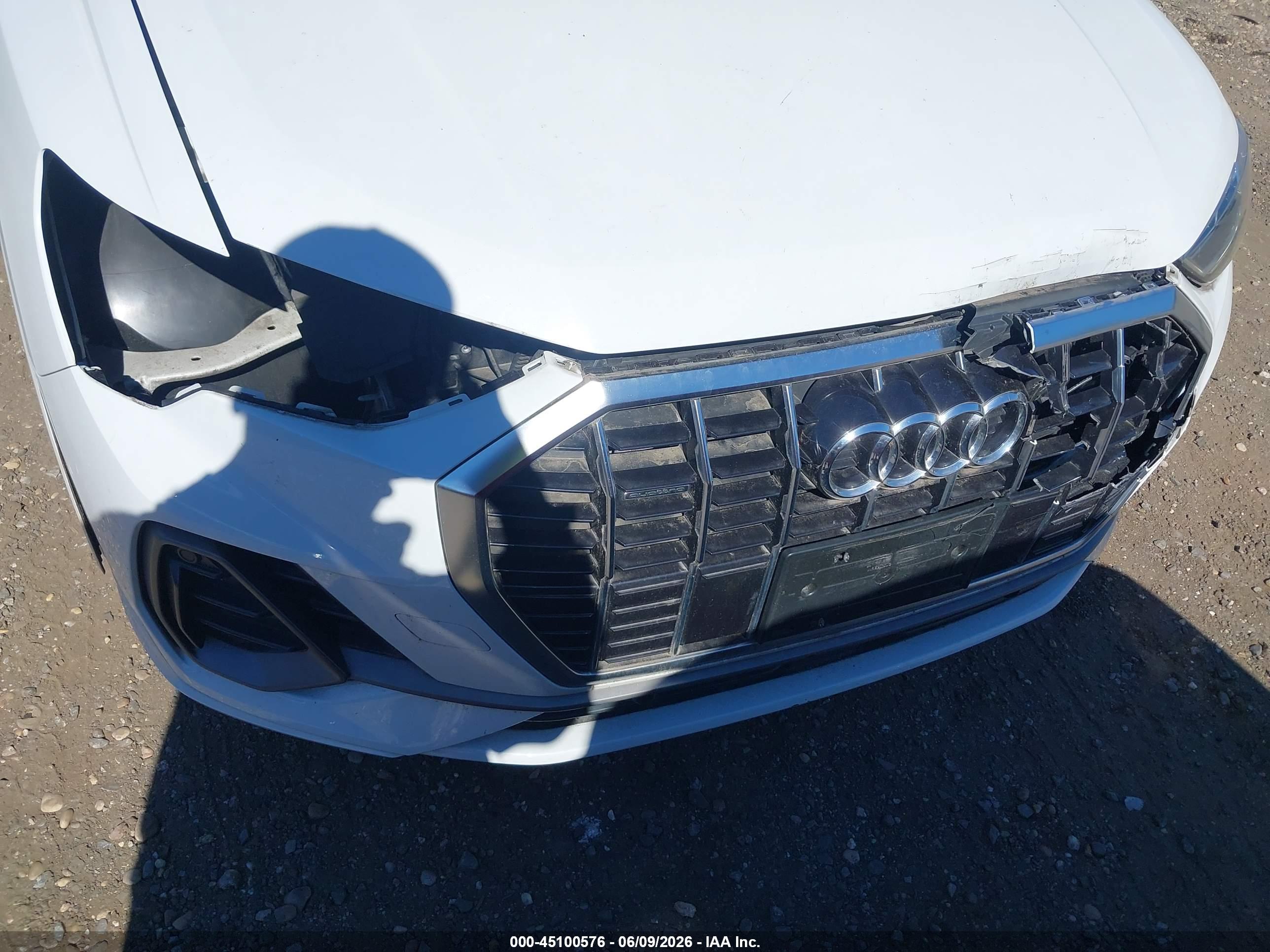 AUDI Q3 image 6