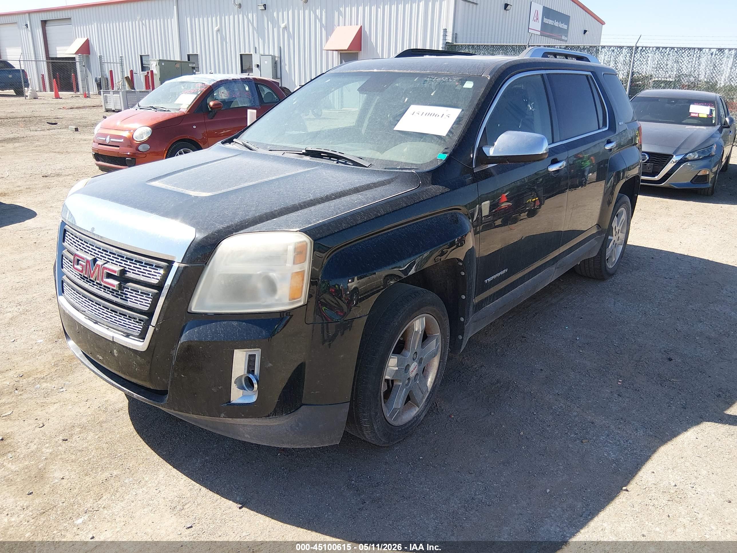 GMC TERRAIN image 2