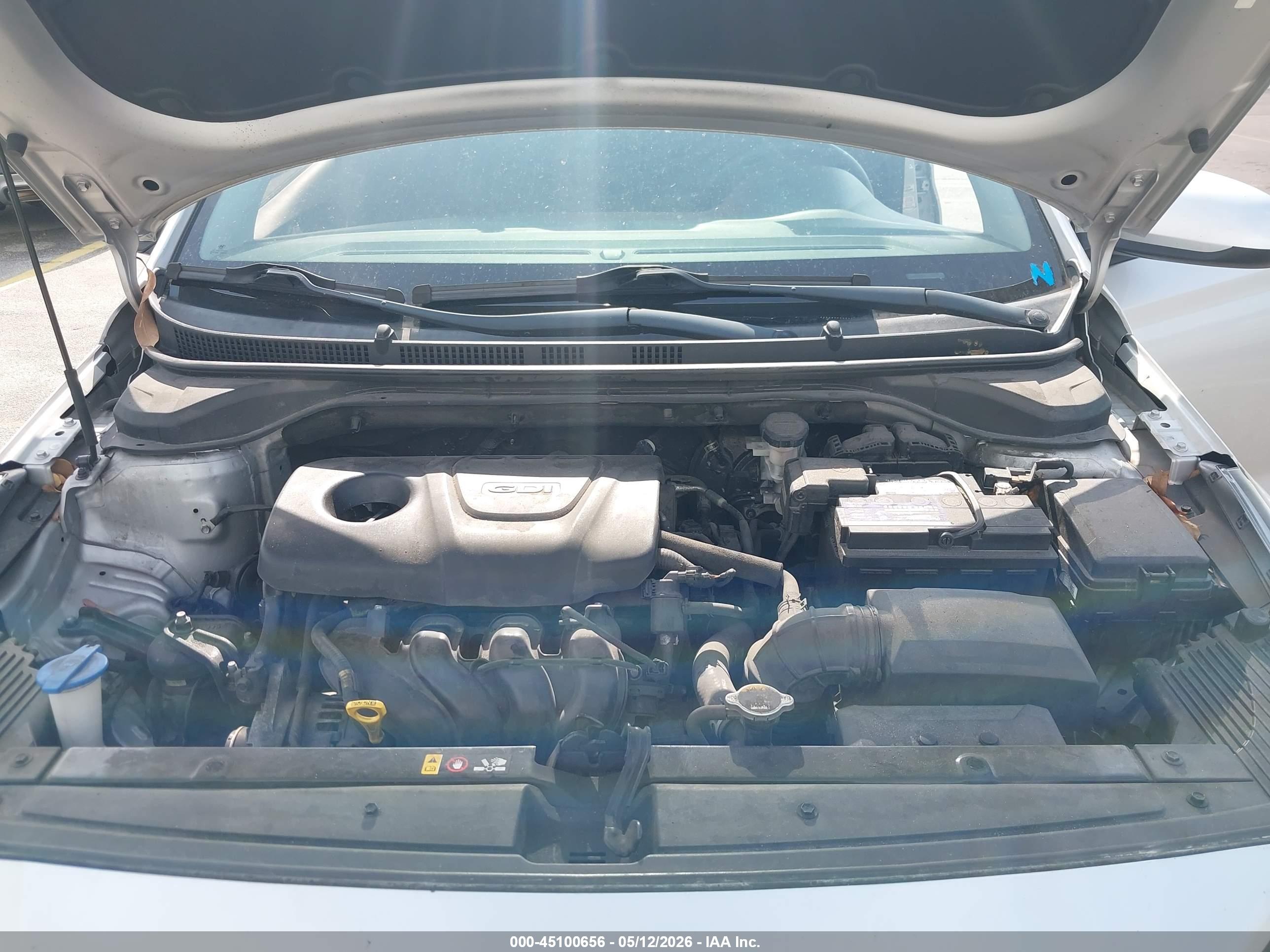 HYUNDAI ACCENT image 10