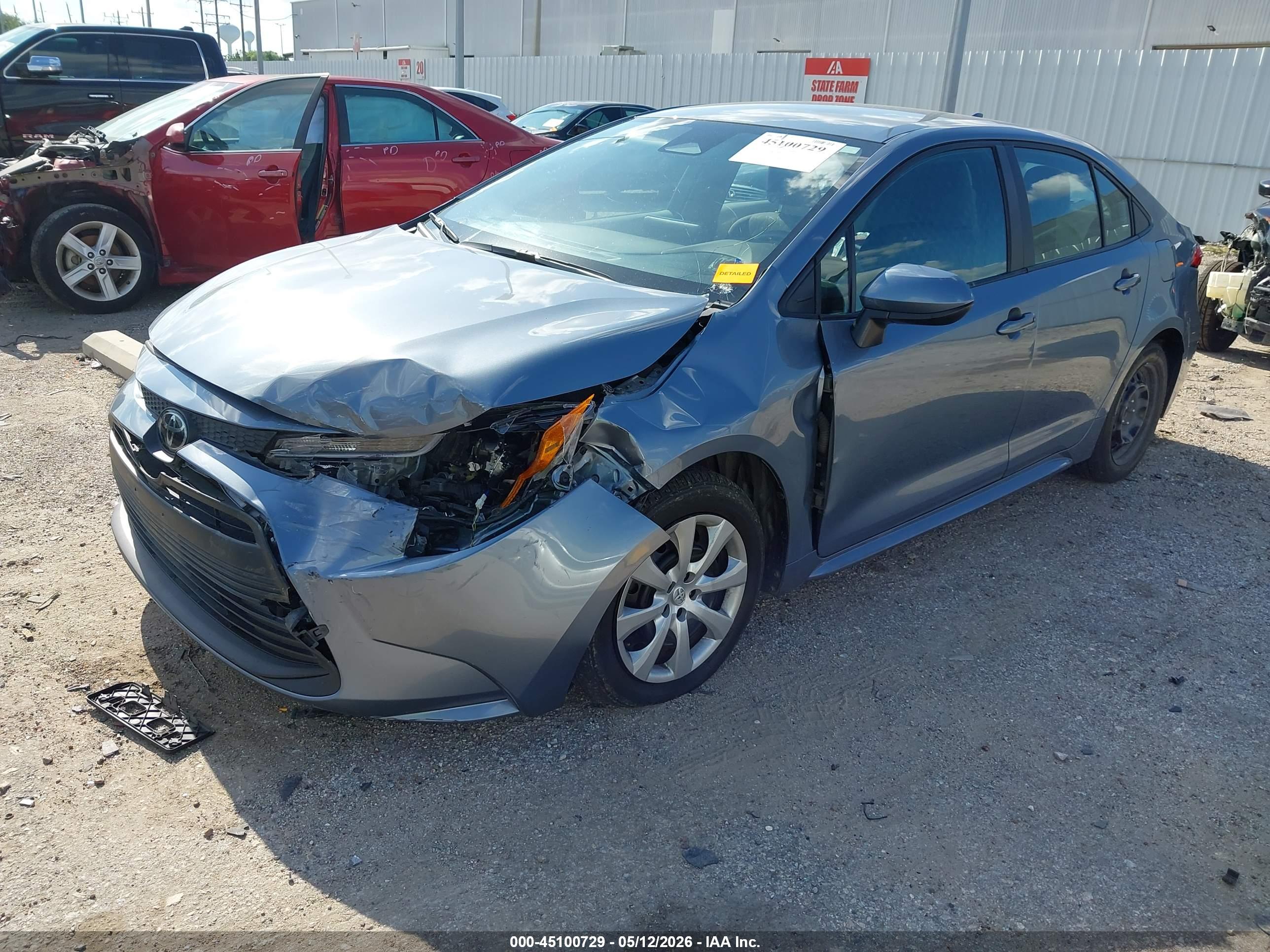 TOYOTA COROLLA image 2