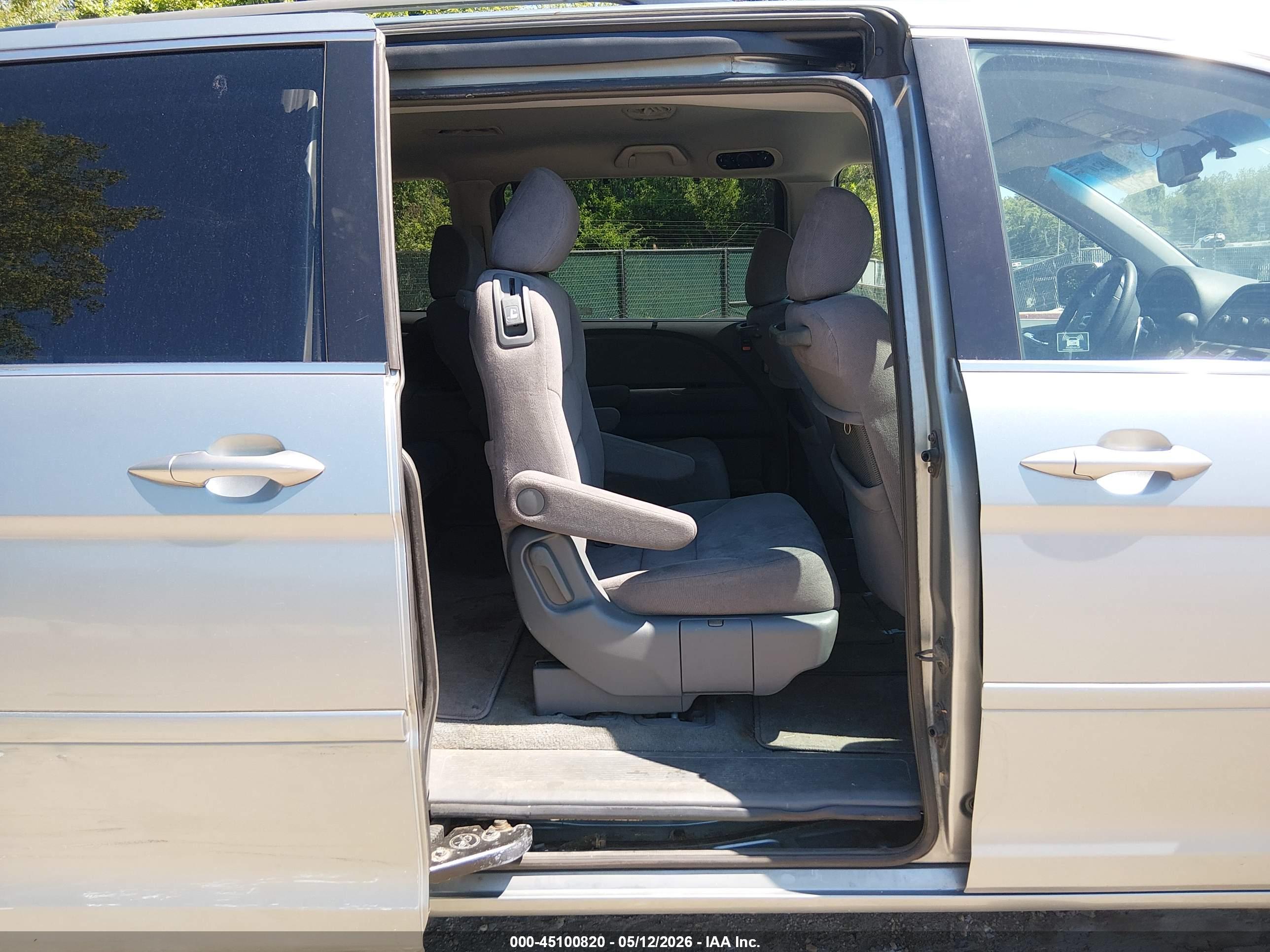 HONDA ODYSSEY image 8