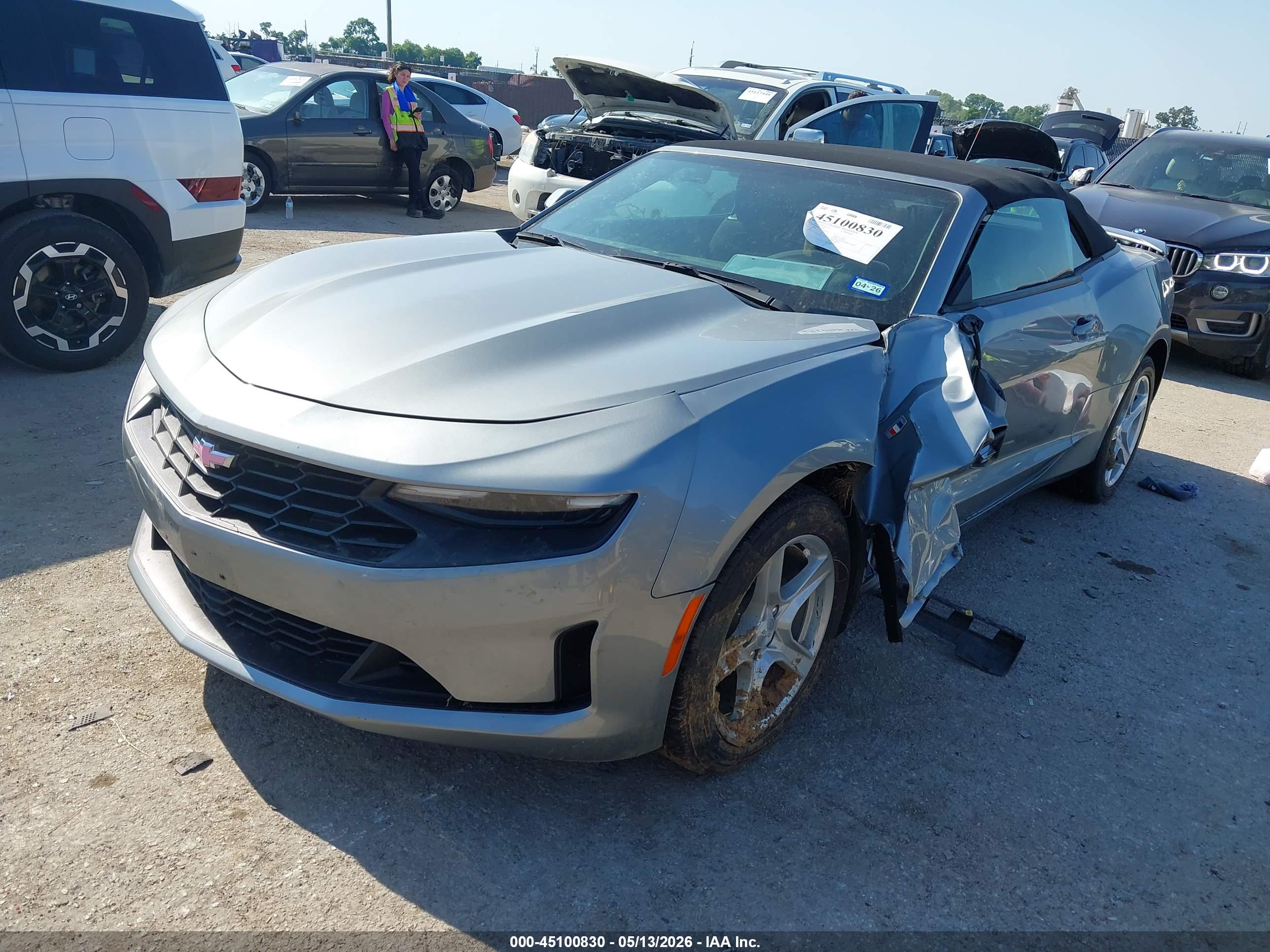 CHEVROLET CAMARO image 2