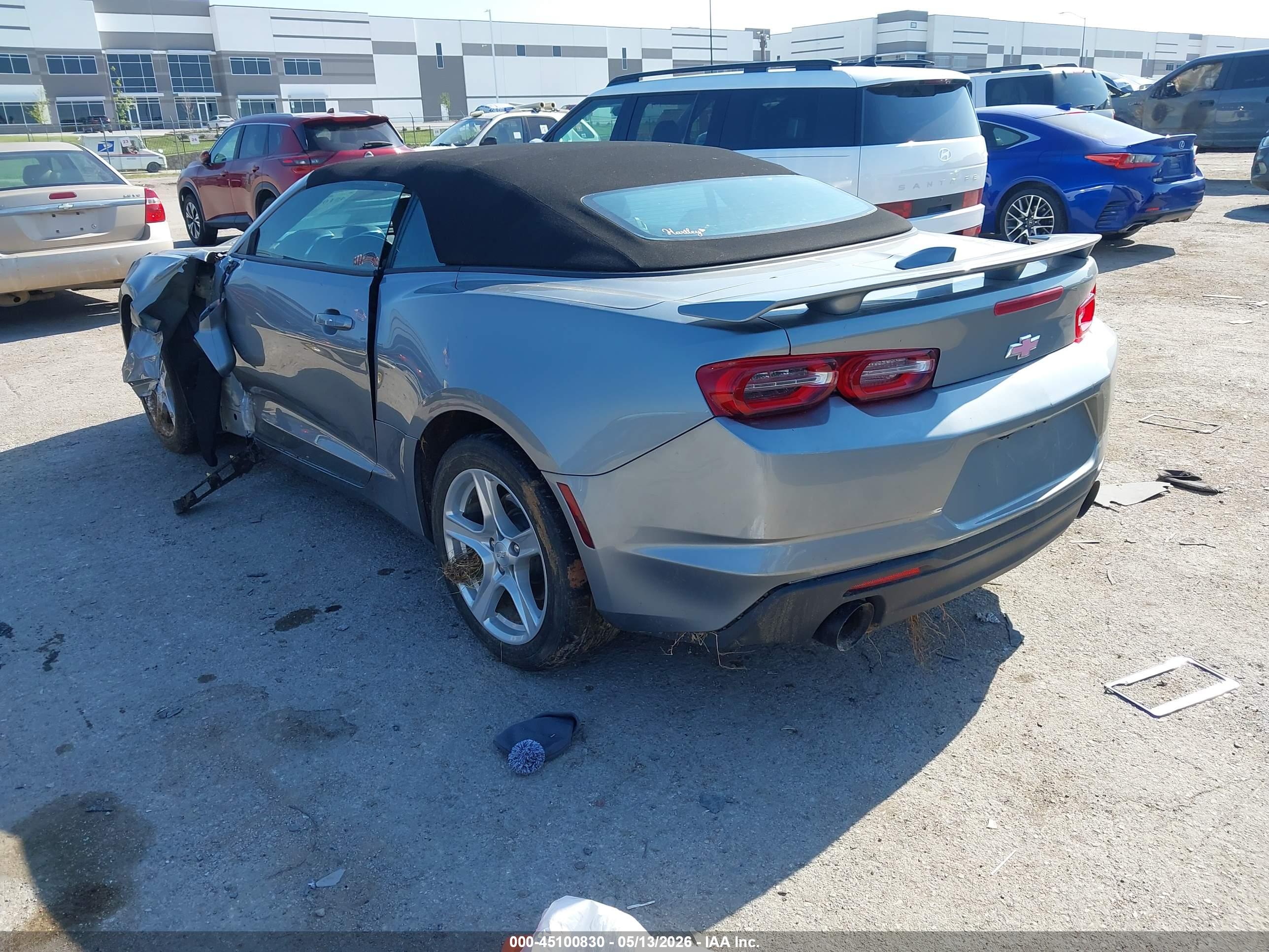 CHEVROLET CAMARO image 3