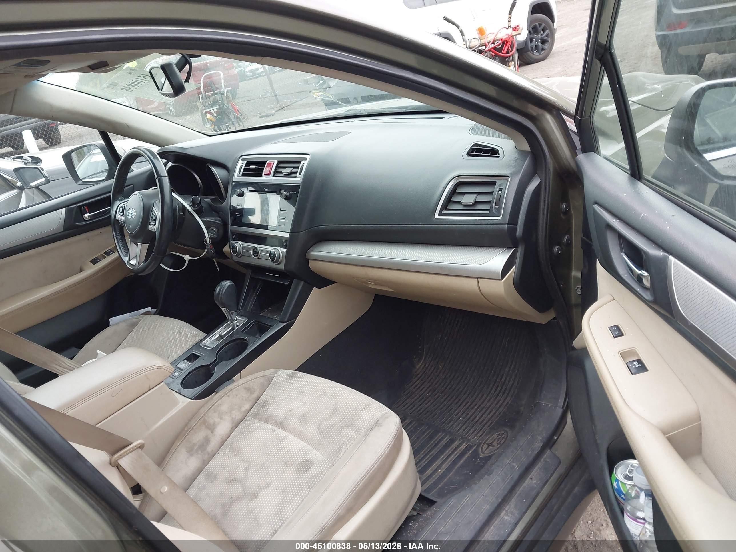 SUBARU OUTBACK image 5