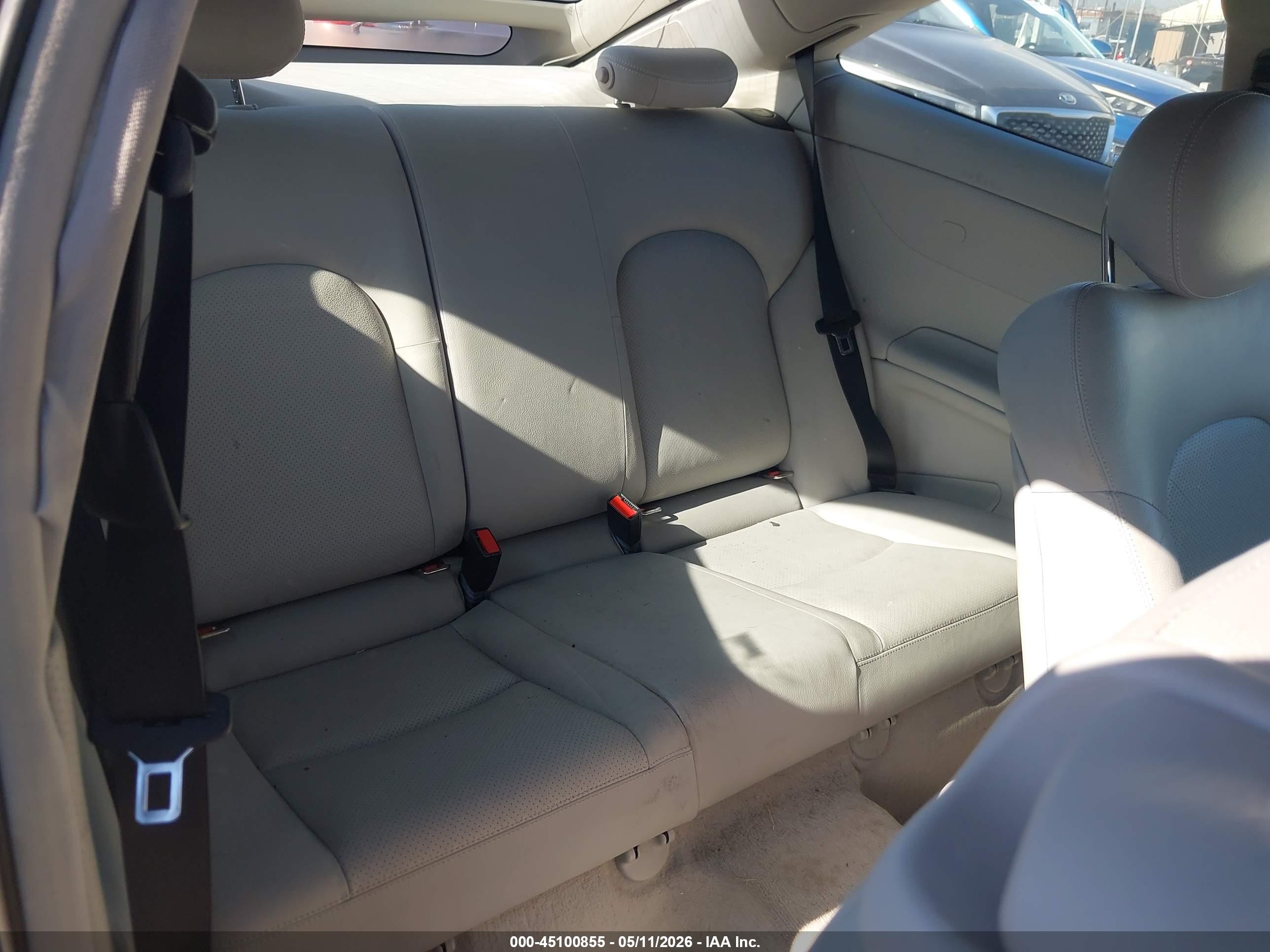MERCEDES-BENZ C image 8