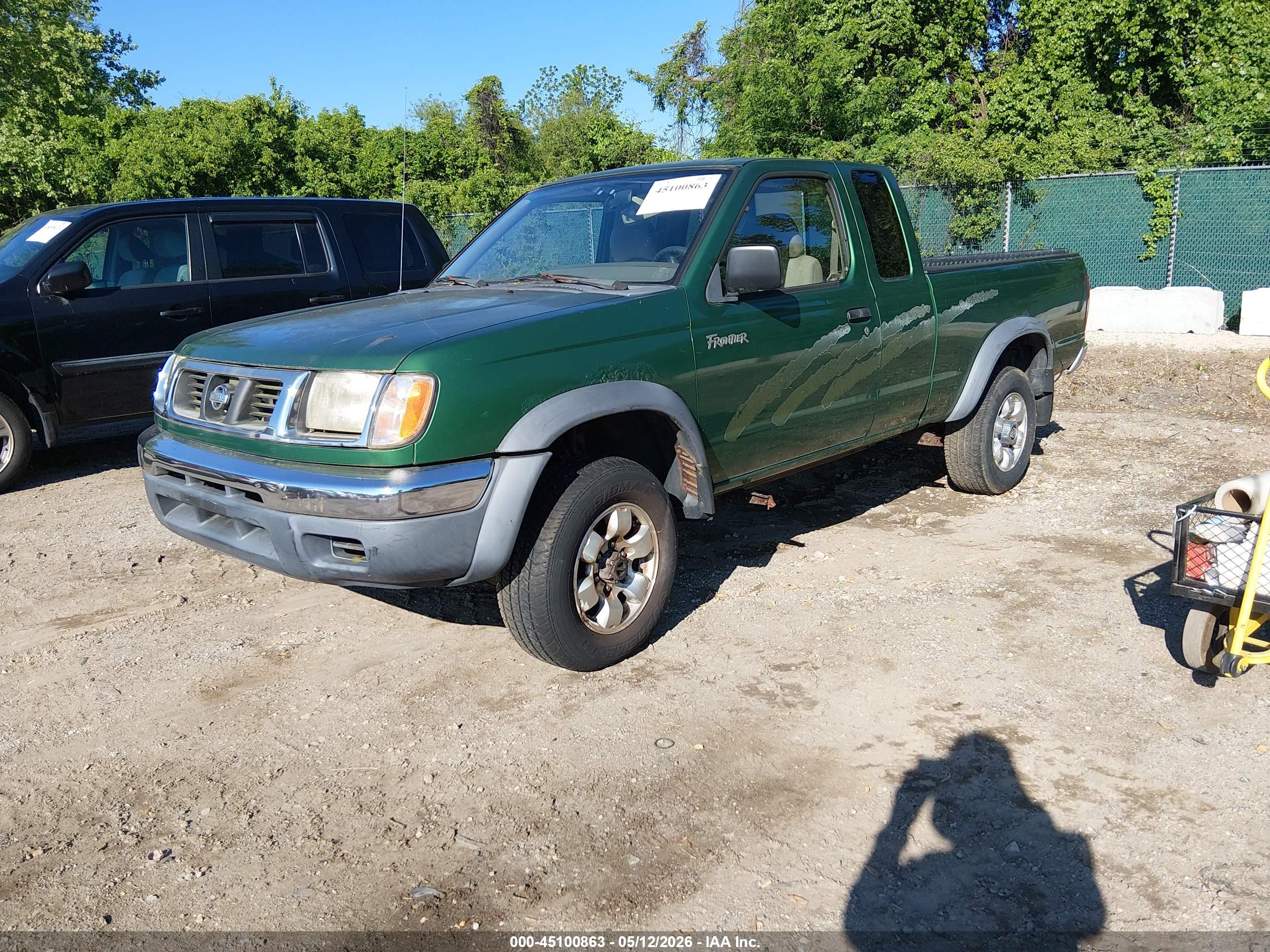 NISSAN FRONTIER image 2