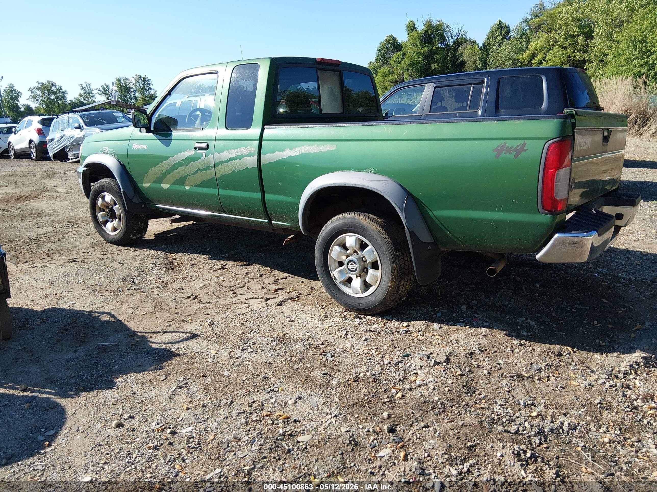 NISSAN FRONTIER image 3