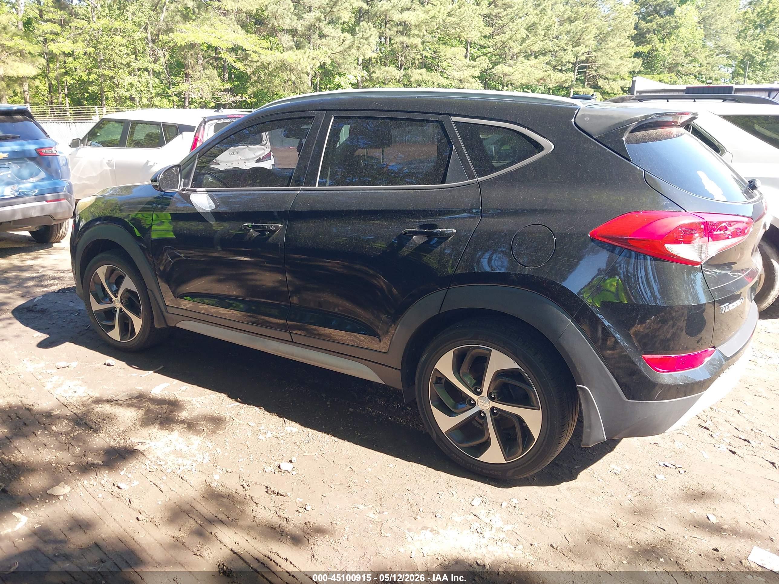 HYUNDAI TUCSON image 3