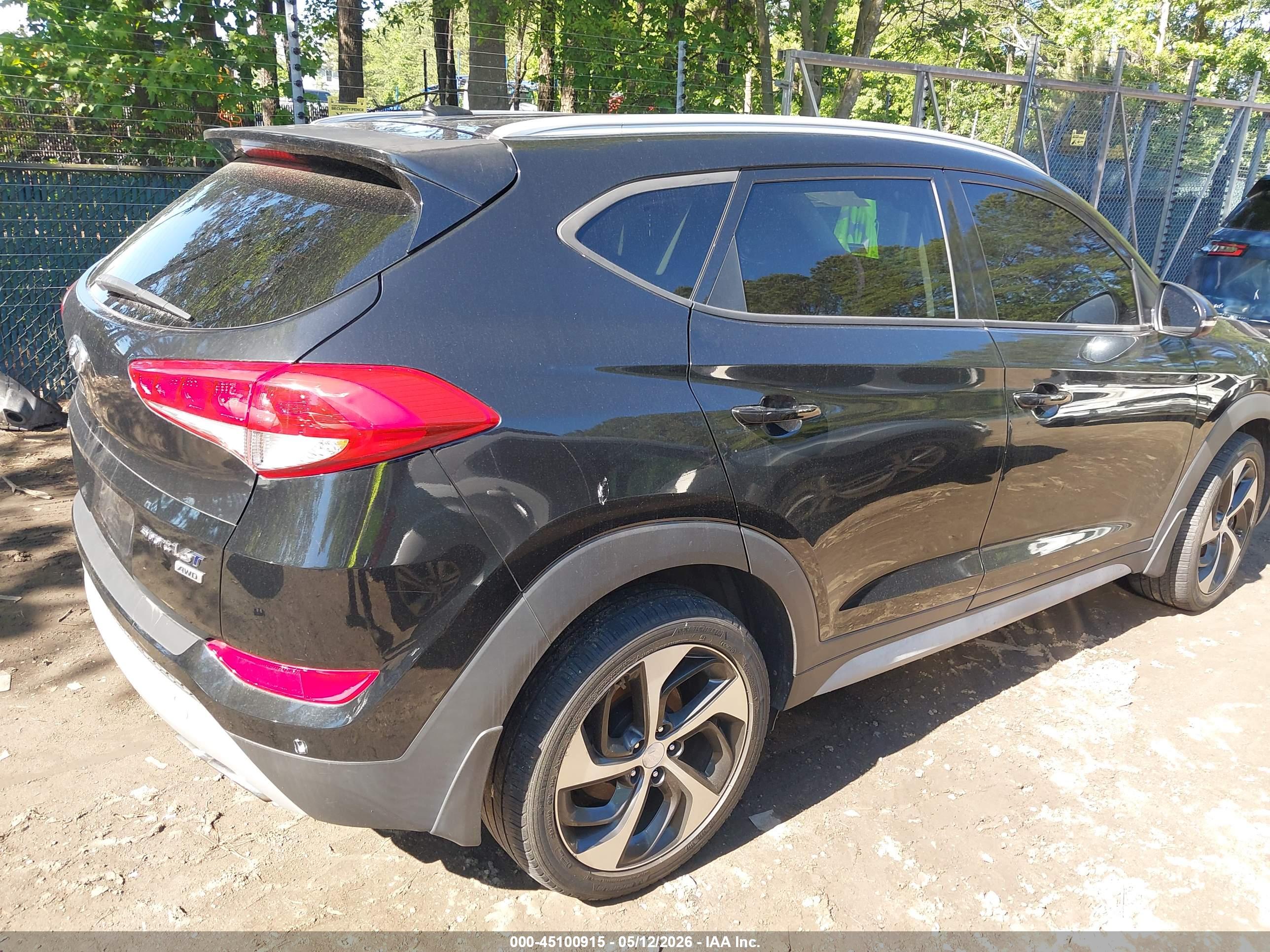 HYUNDAI TUCSON image 4