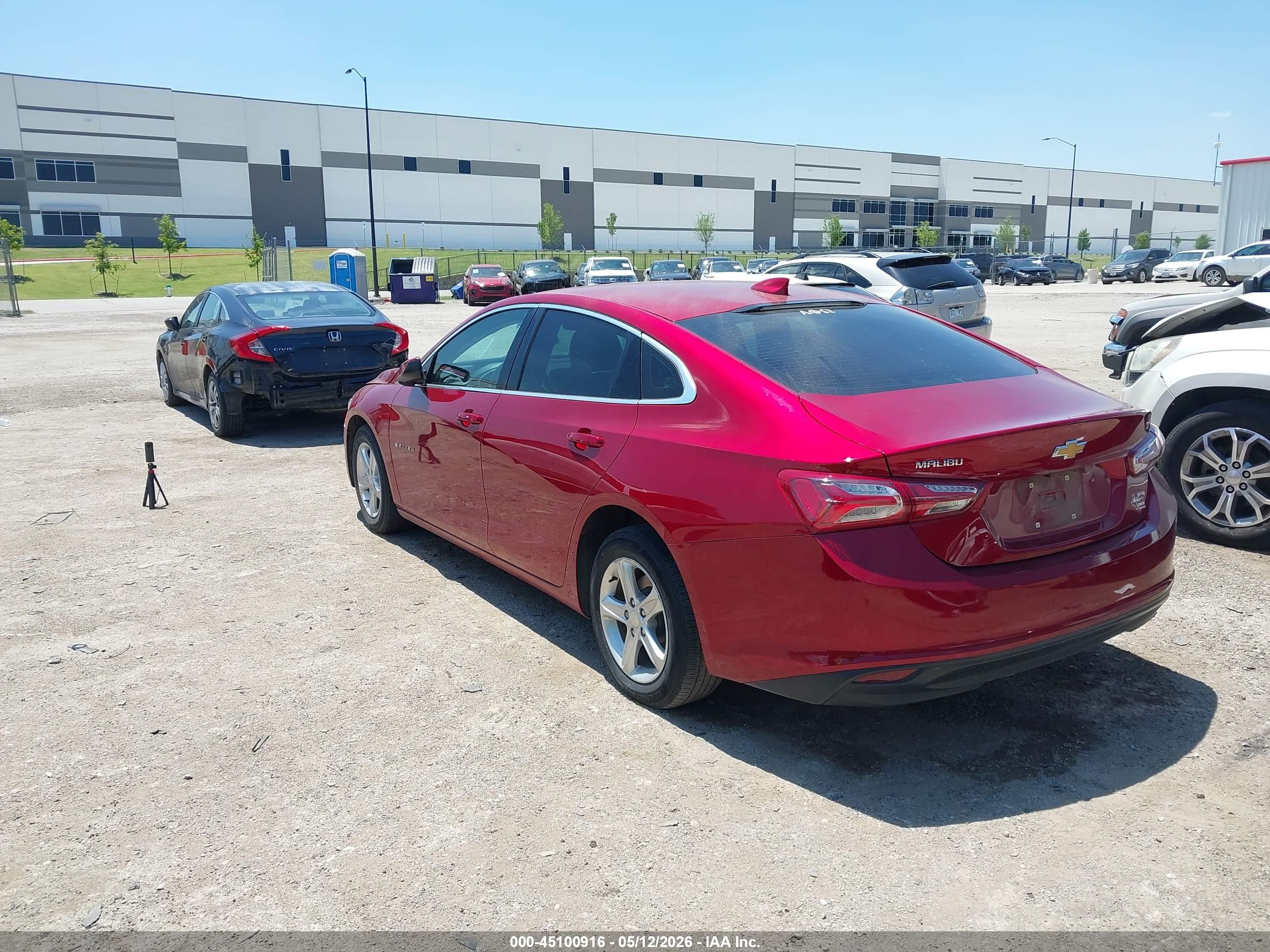 CHEVROLET MALIBU image 3