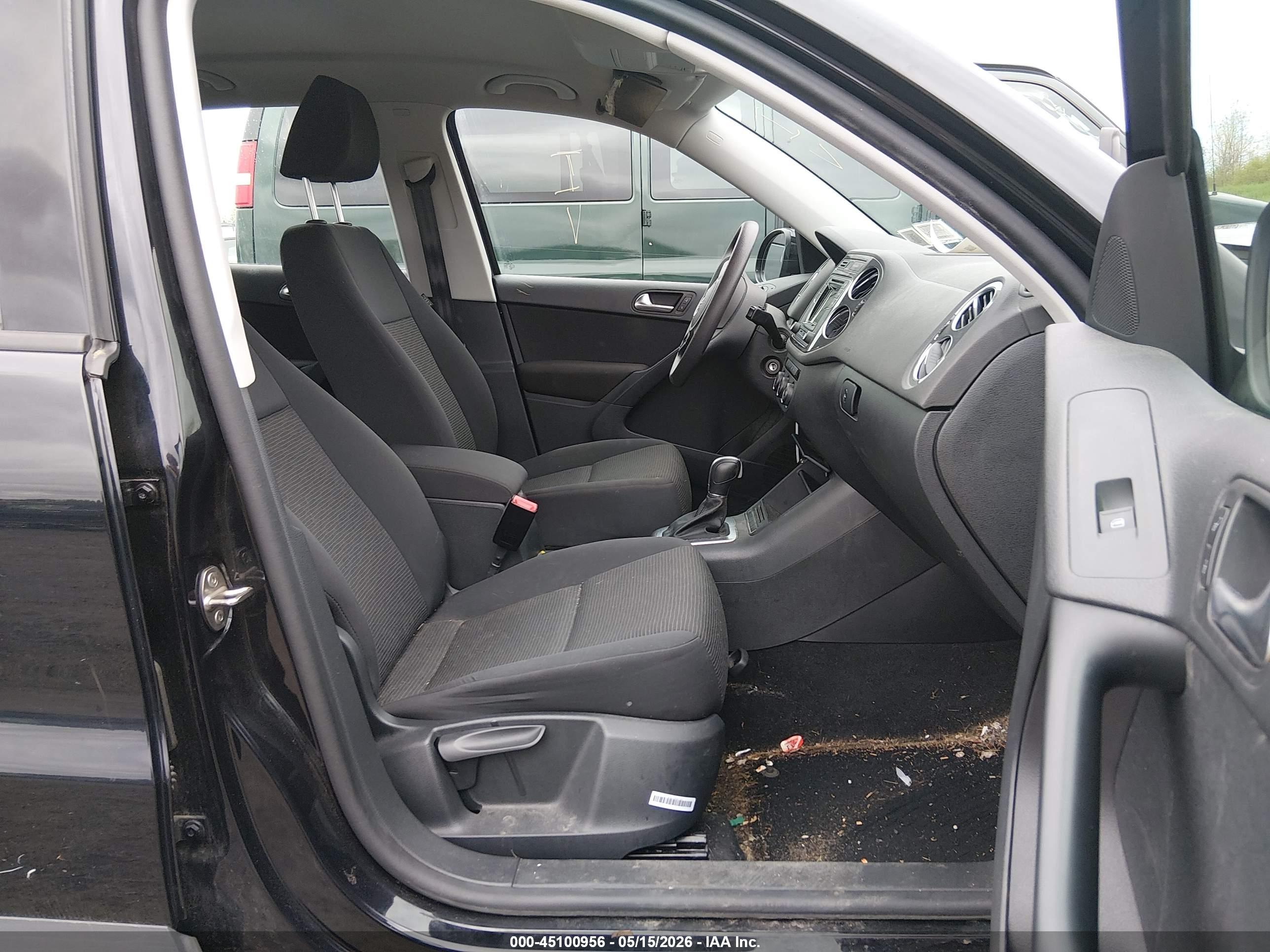 VOLKSWAGEN TIGUAN image 5
