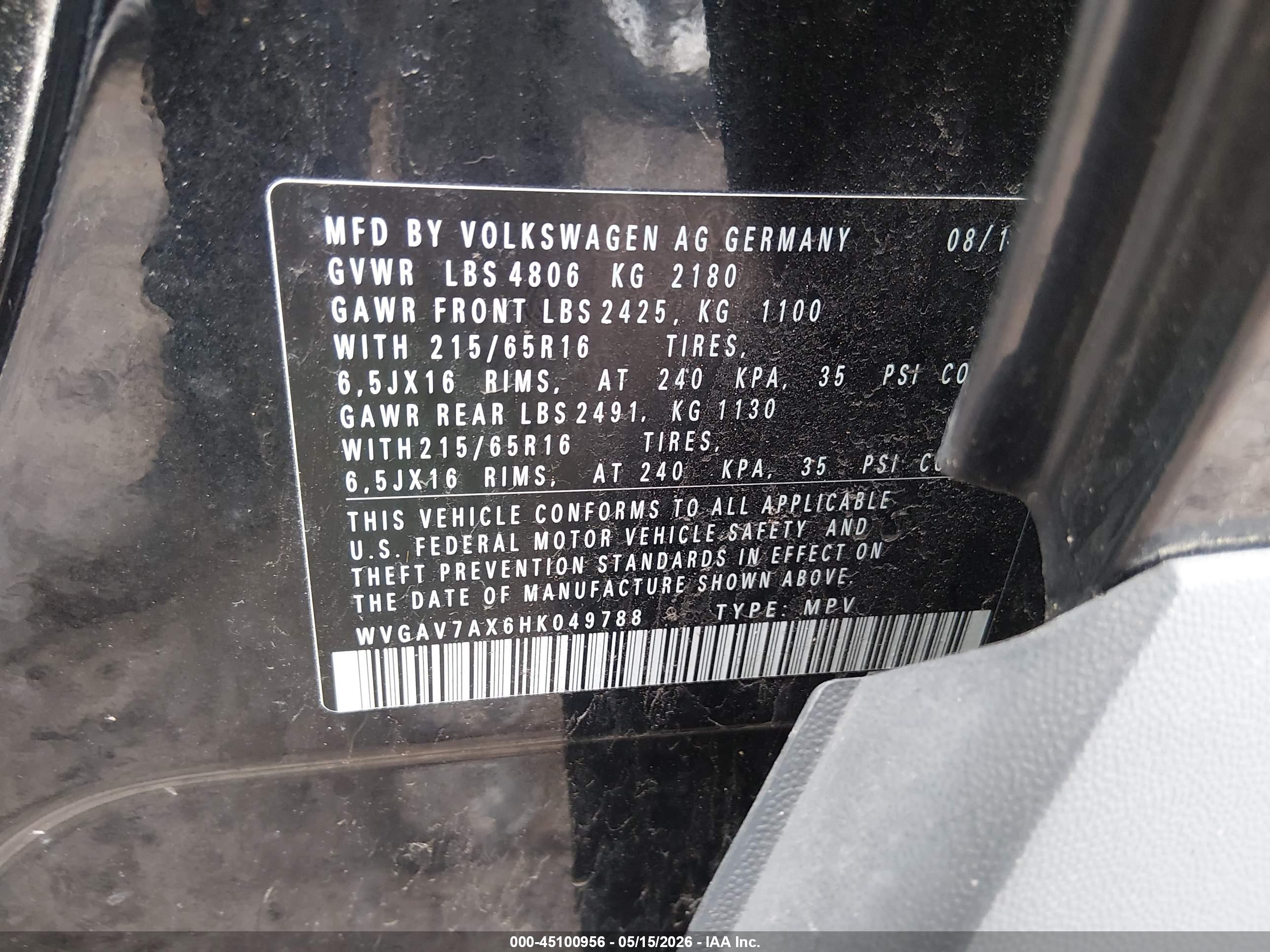 VOLKSWAGEN TIGUAN image 9