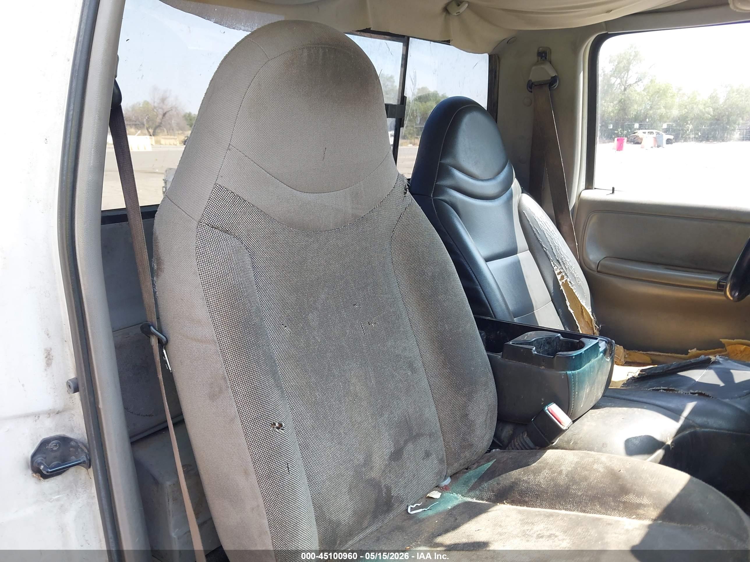 FORD RANGER image 8