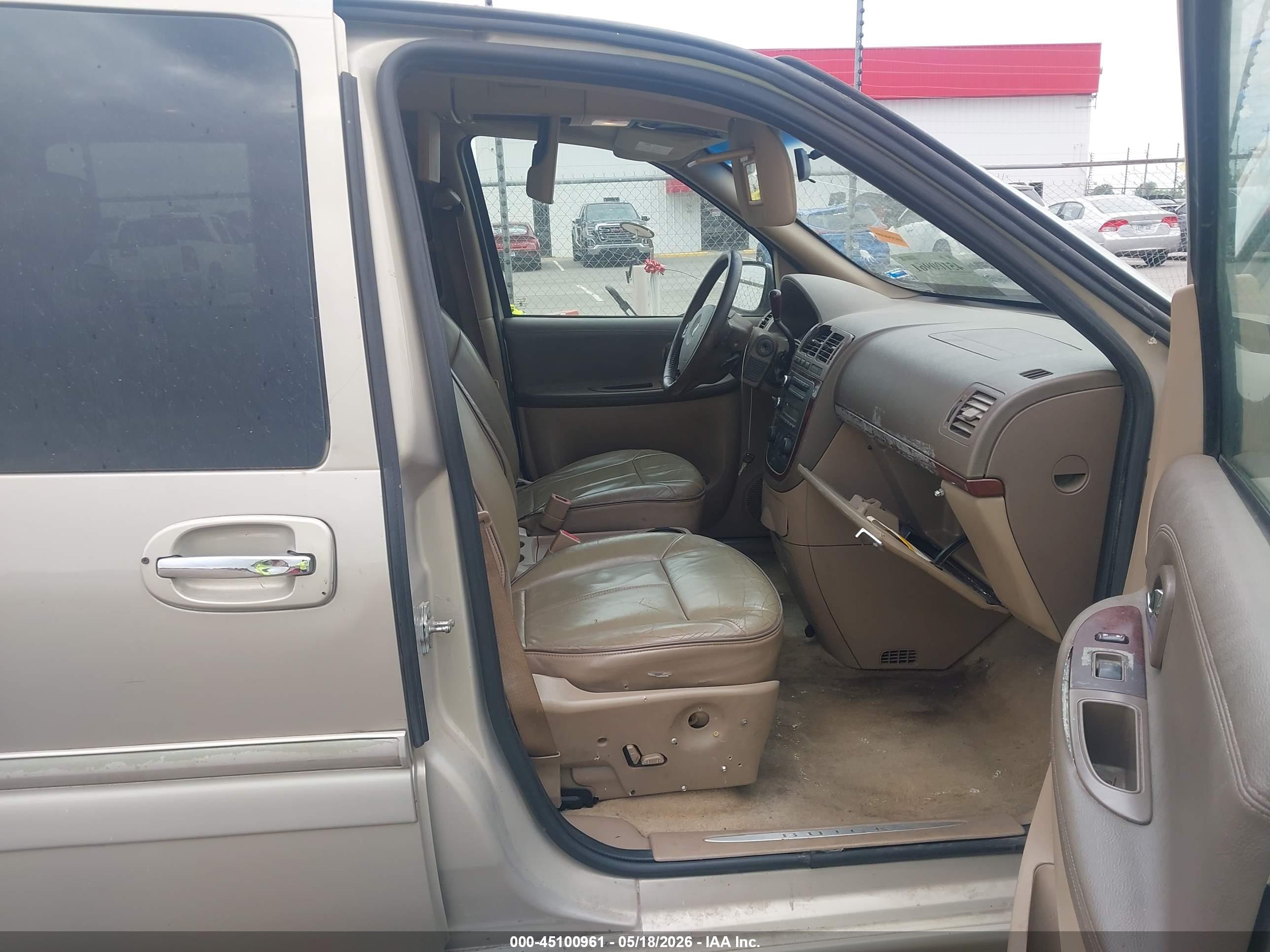 BUICK TERRAZA image 5
