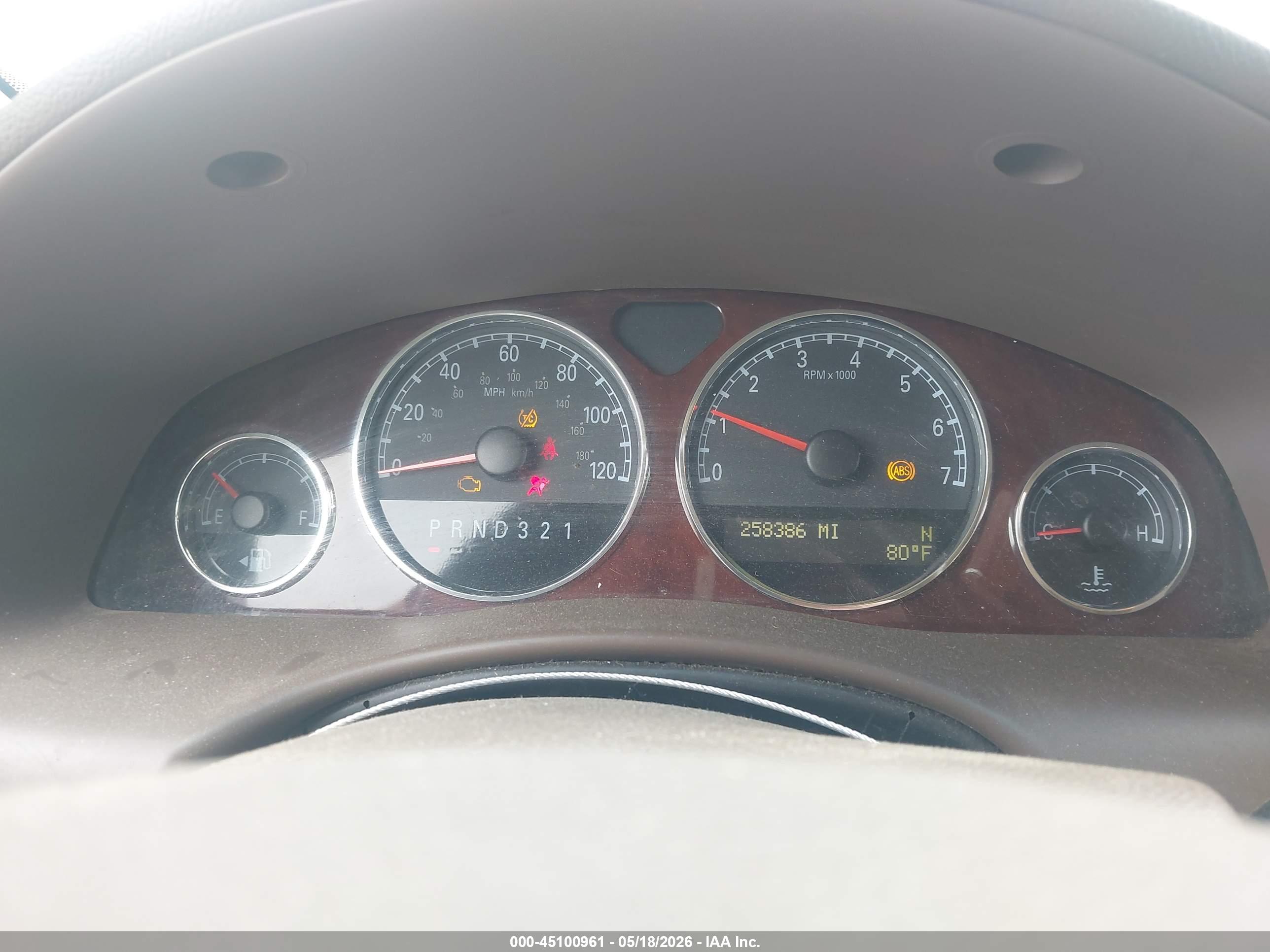BUICK TERRAZA image 7