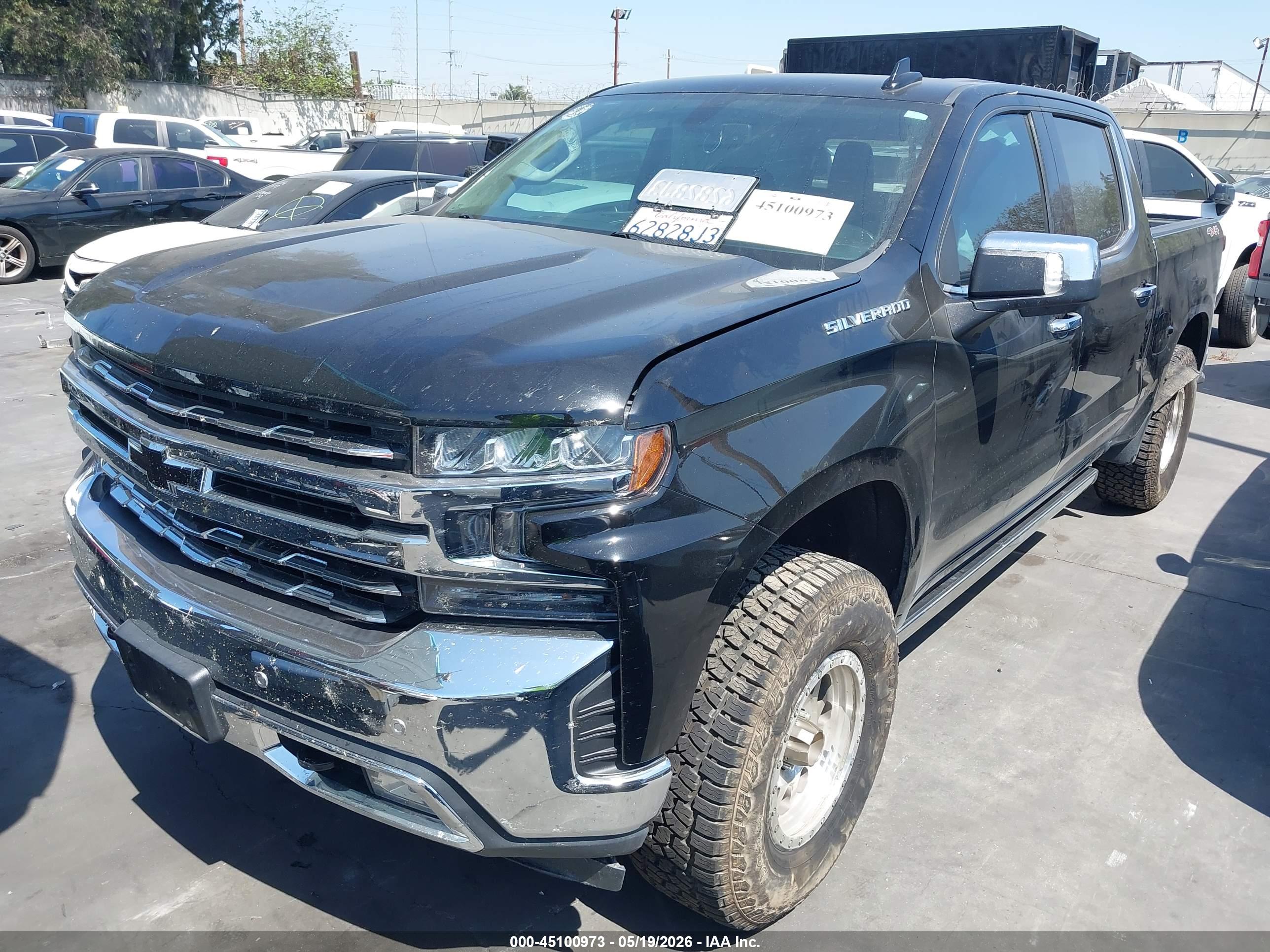 CHEVROLET SILVERADO image 2