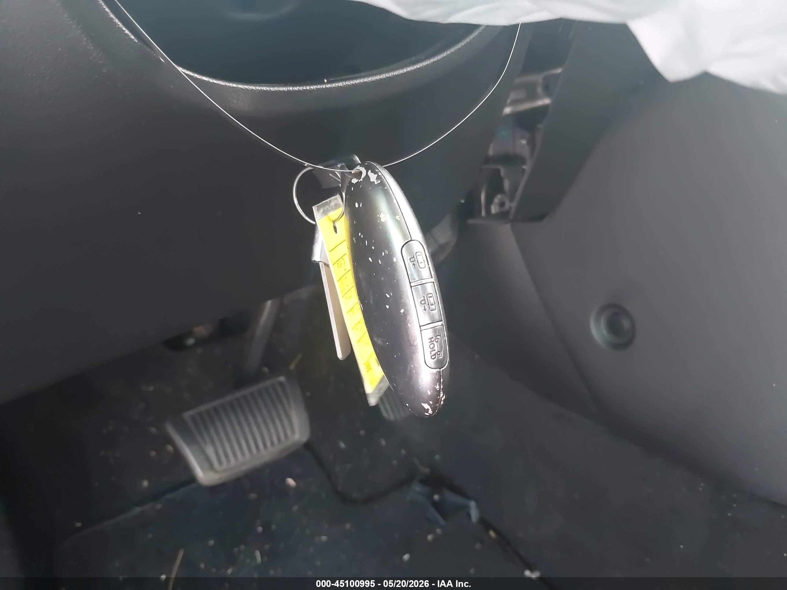 HYUNDAI KONA image 11