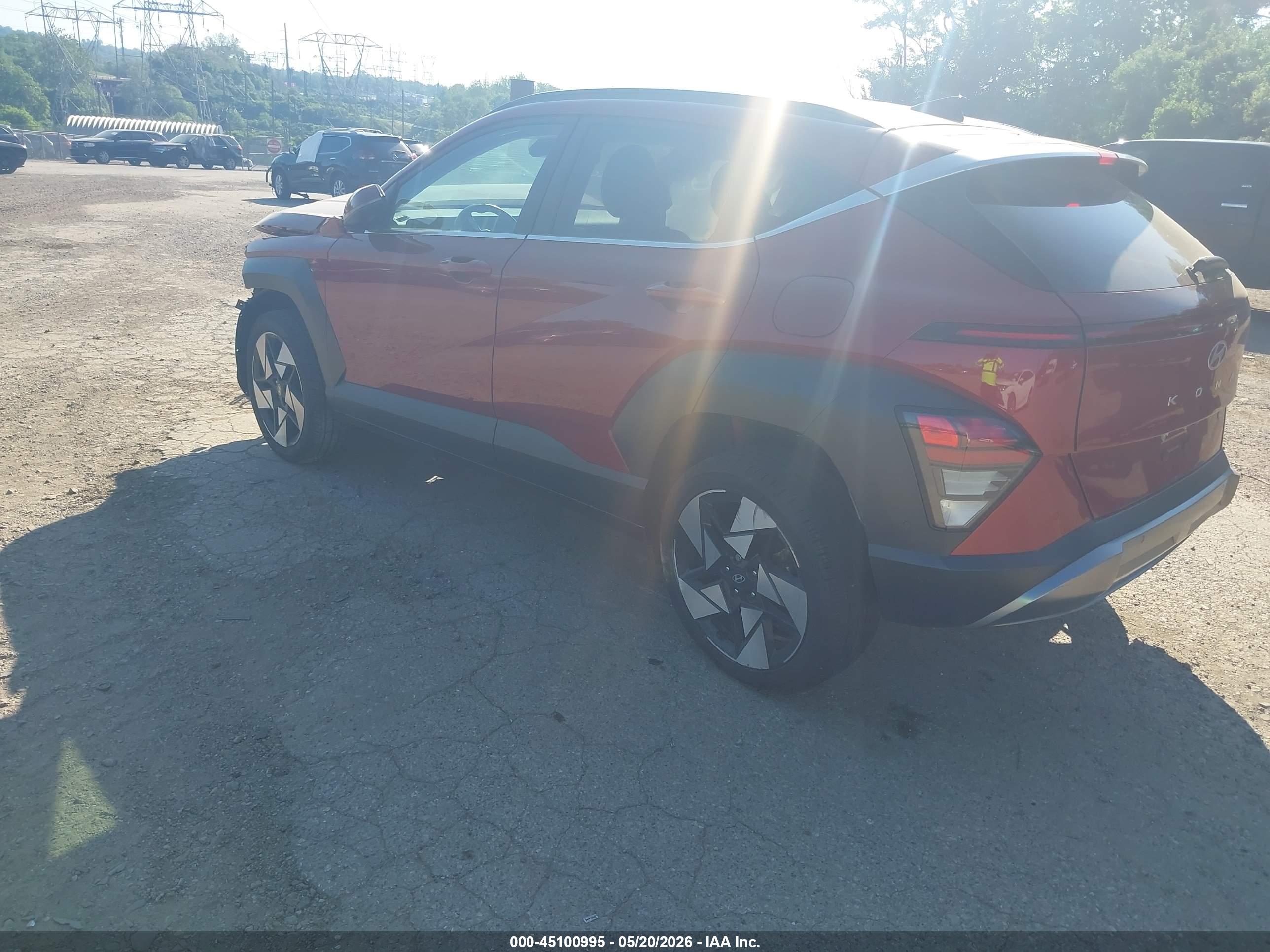 HYUNDAI KONA image 3