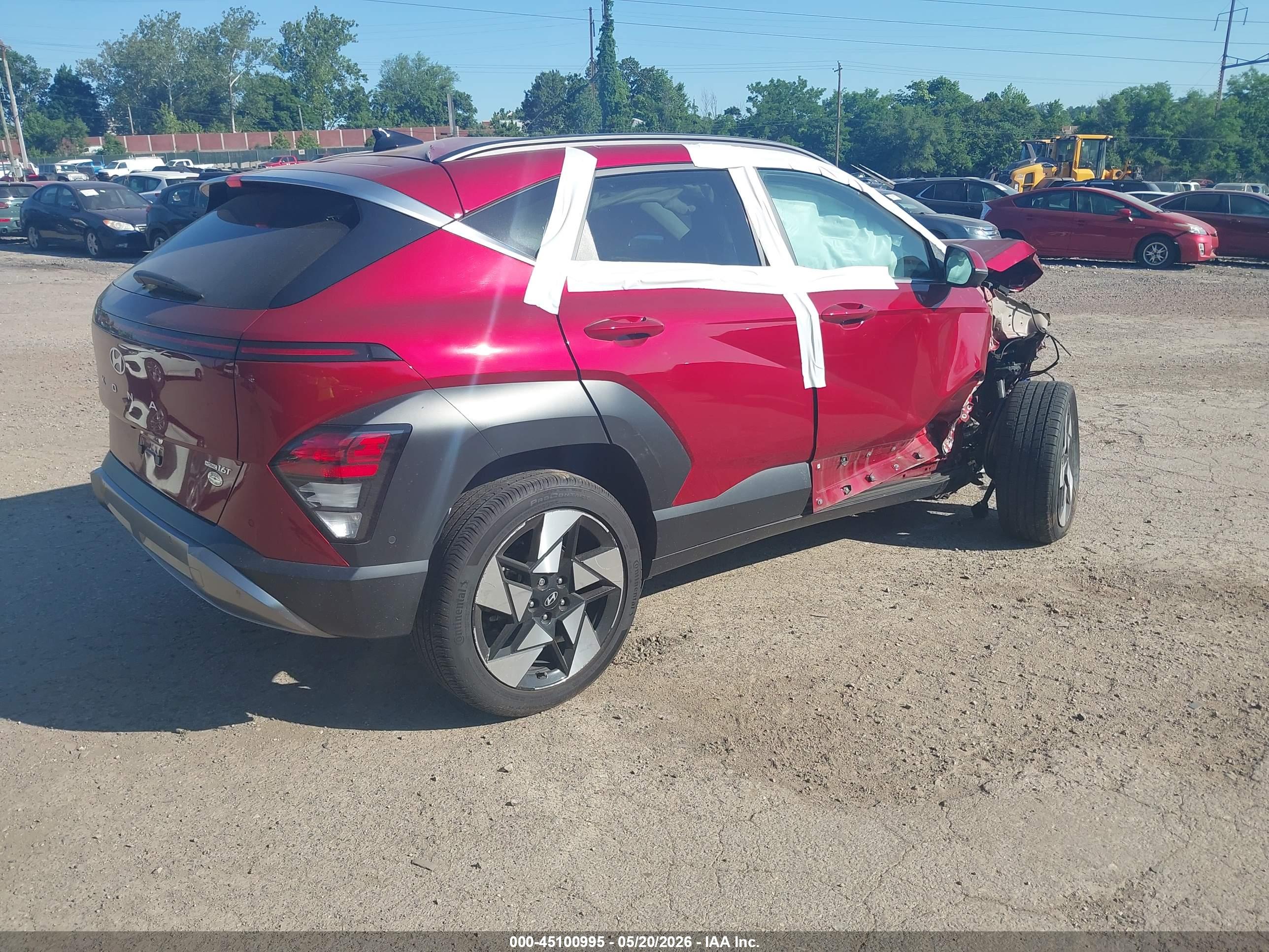 HYUNDAI KONA image 4