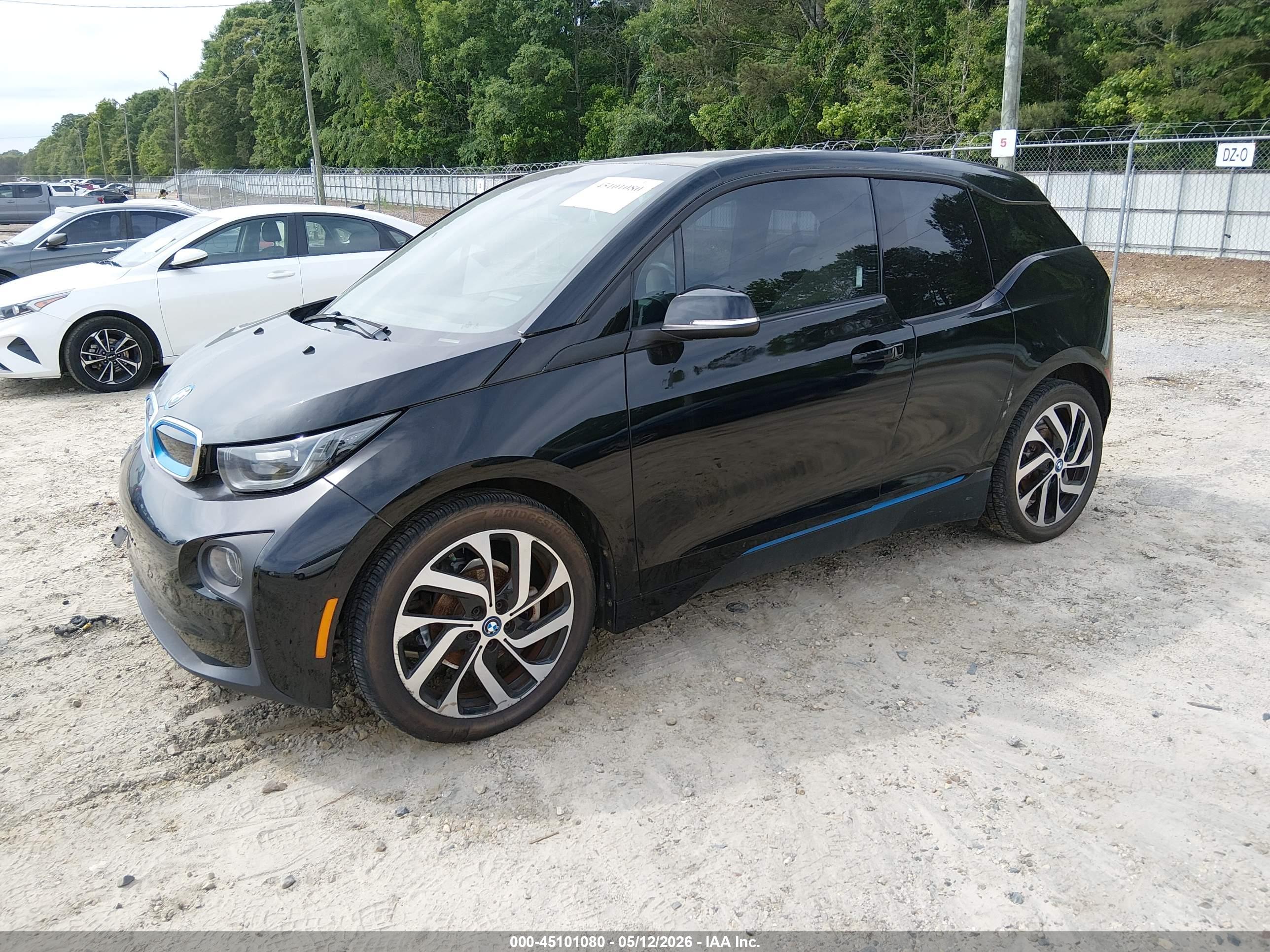 BMW I3 image 2