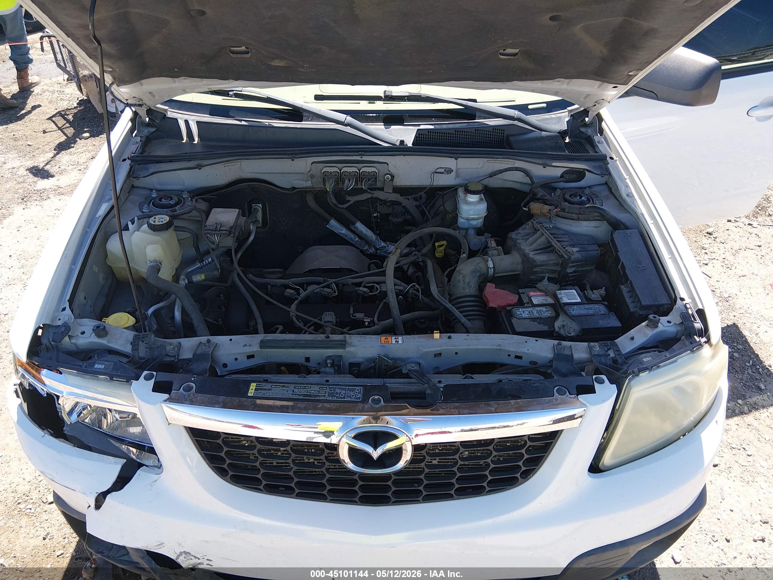 MAZDA TRIBUTE image 10