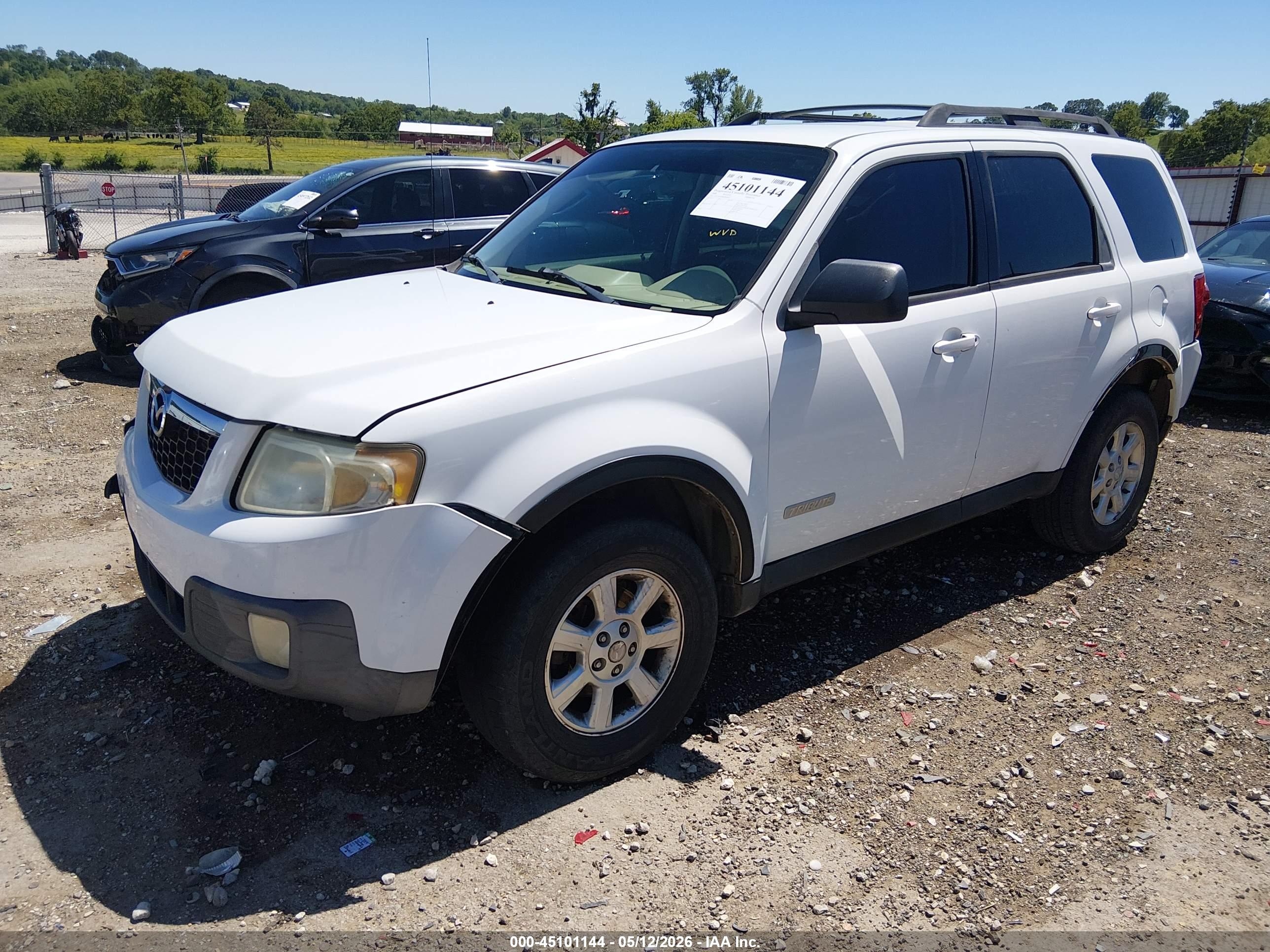MAZDA TRIBUTE image 2