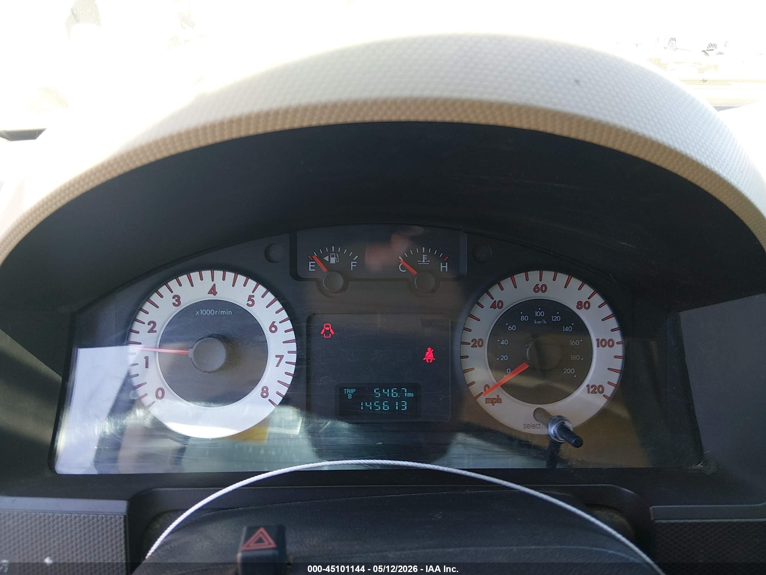 MAZDA TRIBUTE image 7