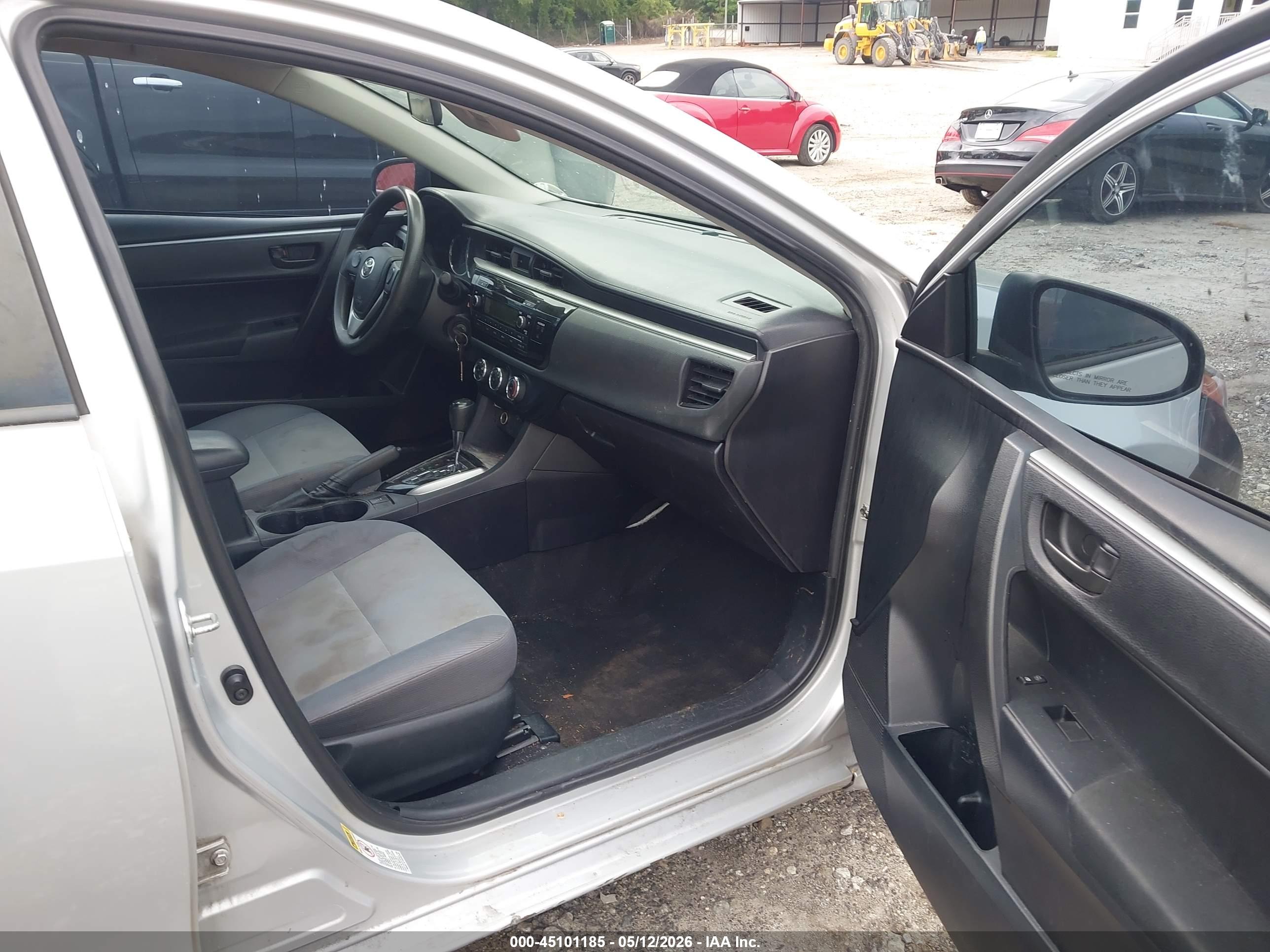 TOYOTA COROLLA image 5