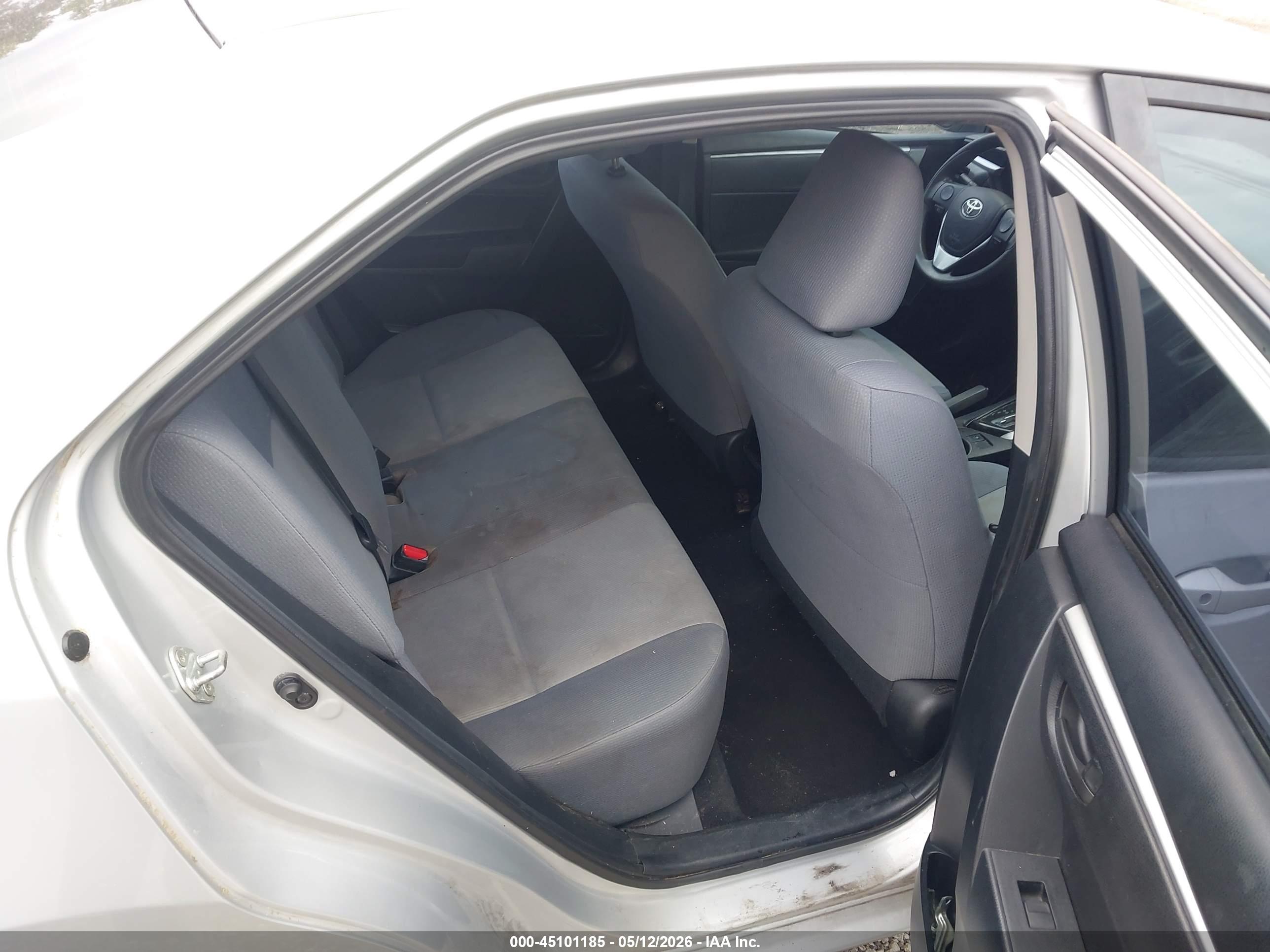 TOYOTA COROLLA image 8