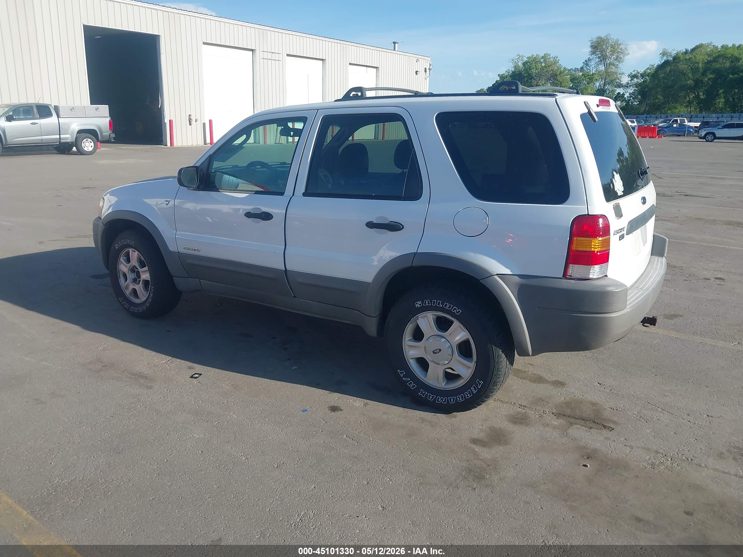 FORD ESCAPE image 3