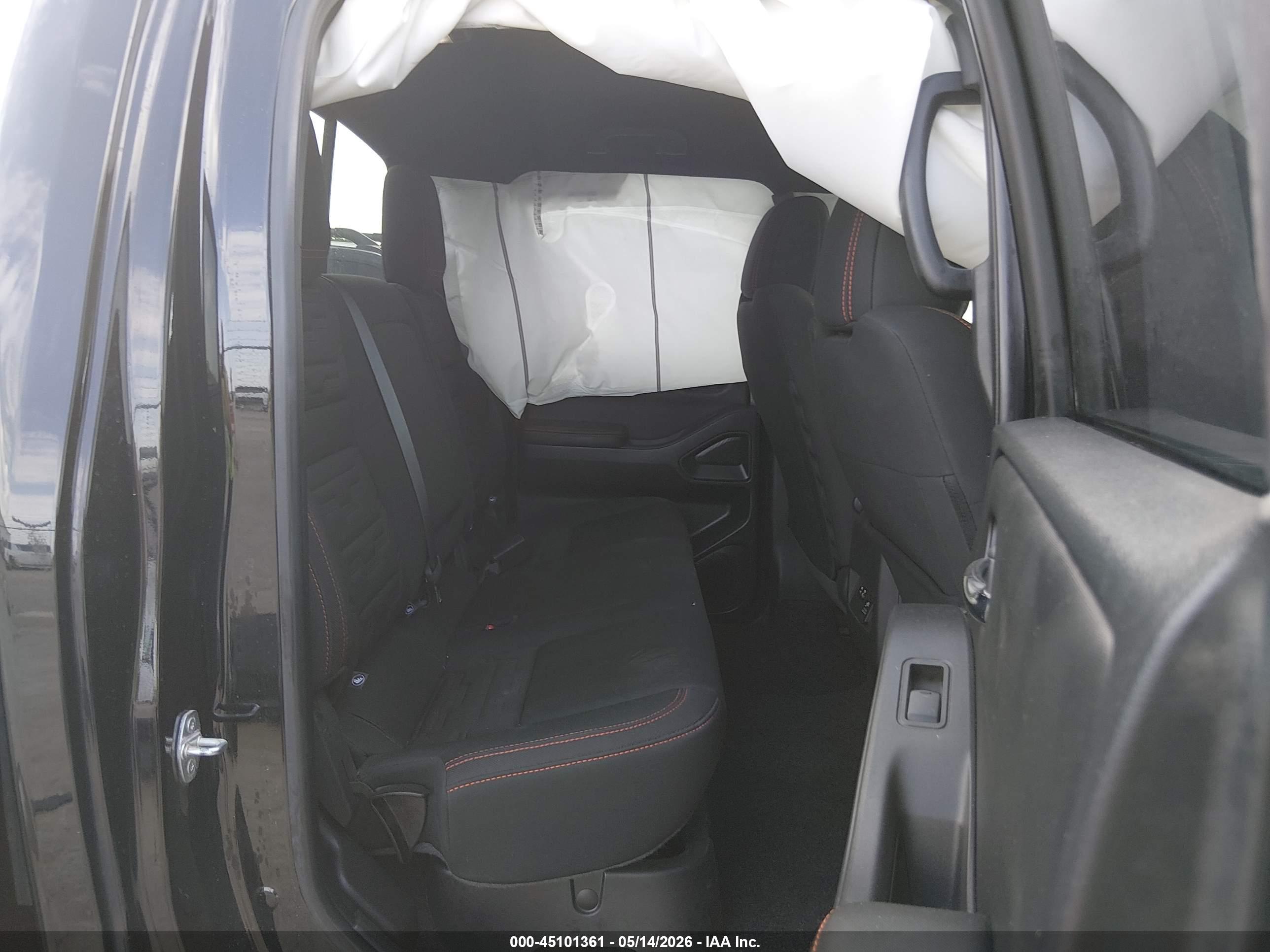 NISSAN FRONTIER image 8
