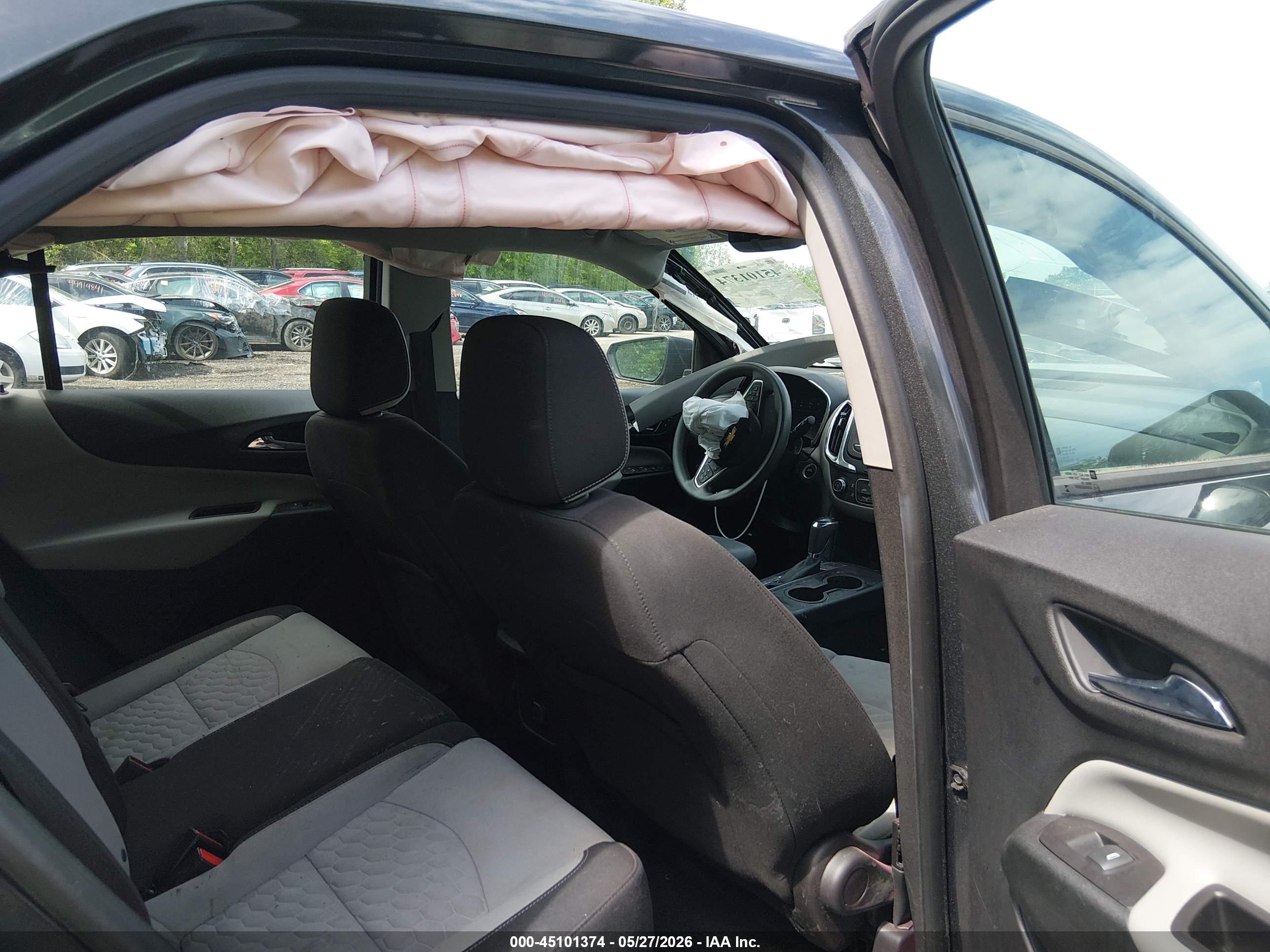 CHEVROLET EQUINOX image 8