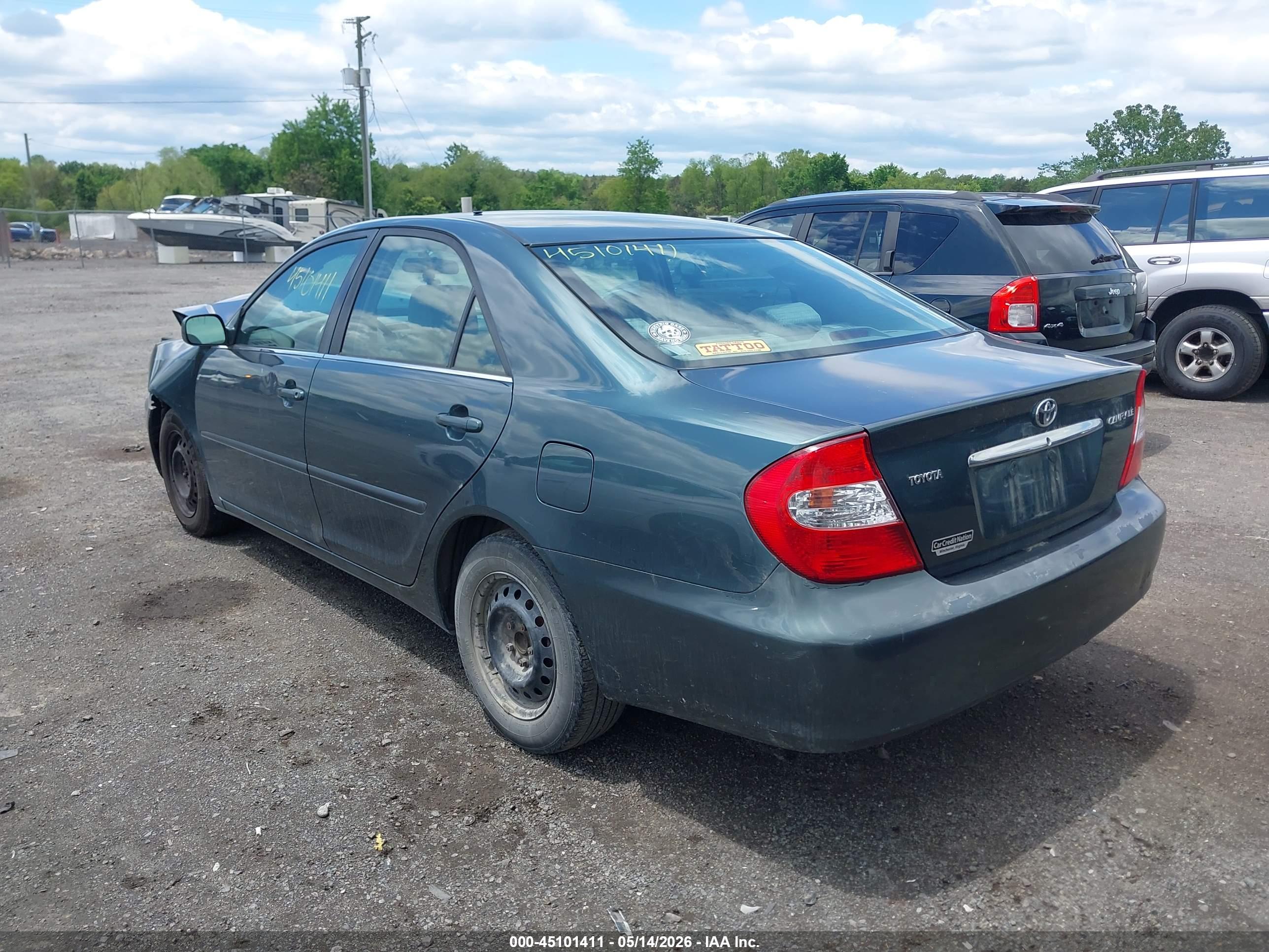 TOYOTA CAMRY image 3