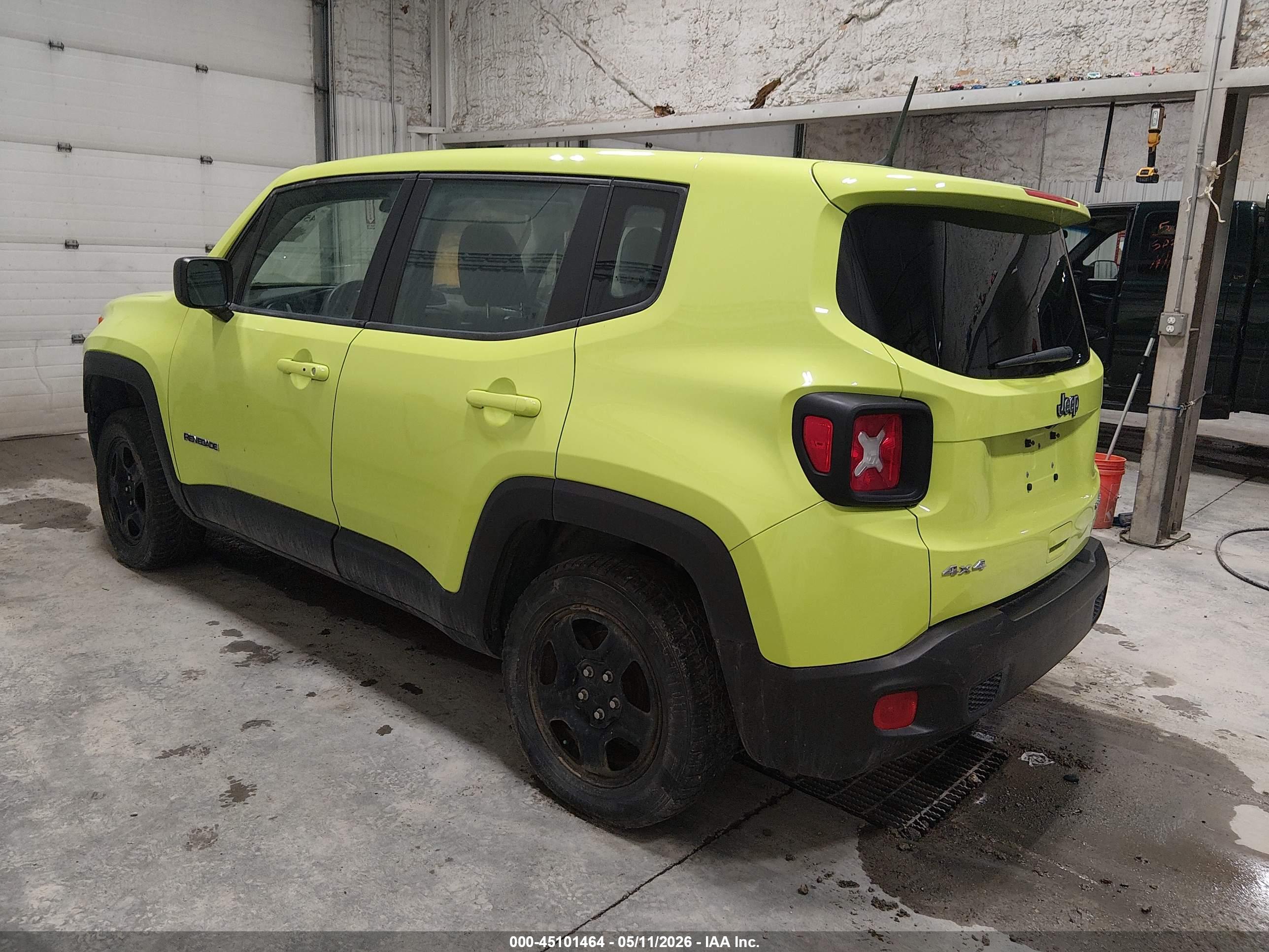 JEEP RENEGADE image 3