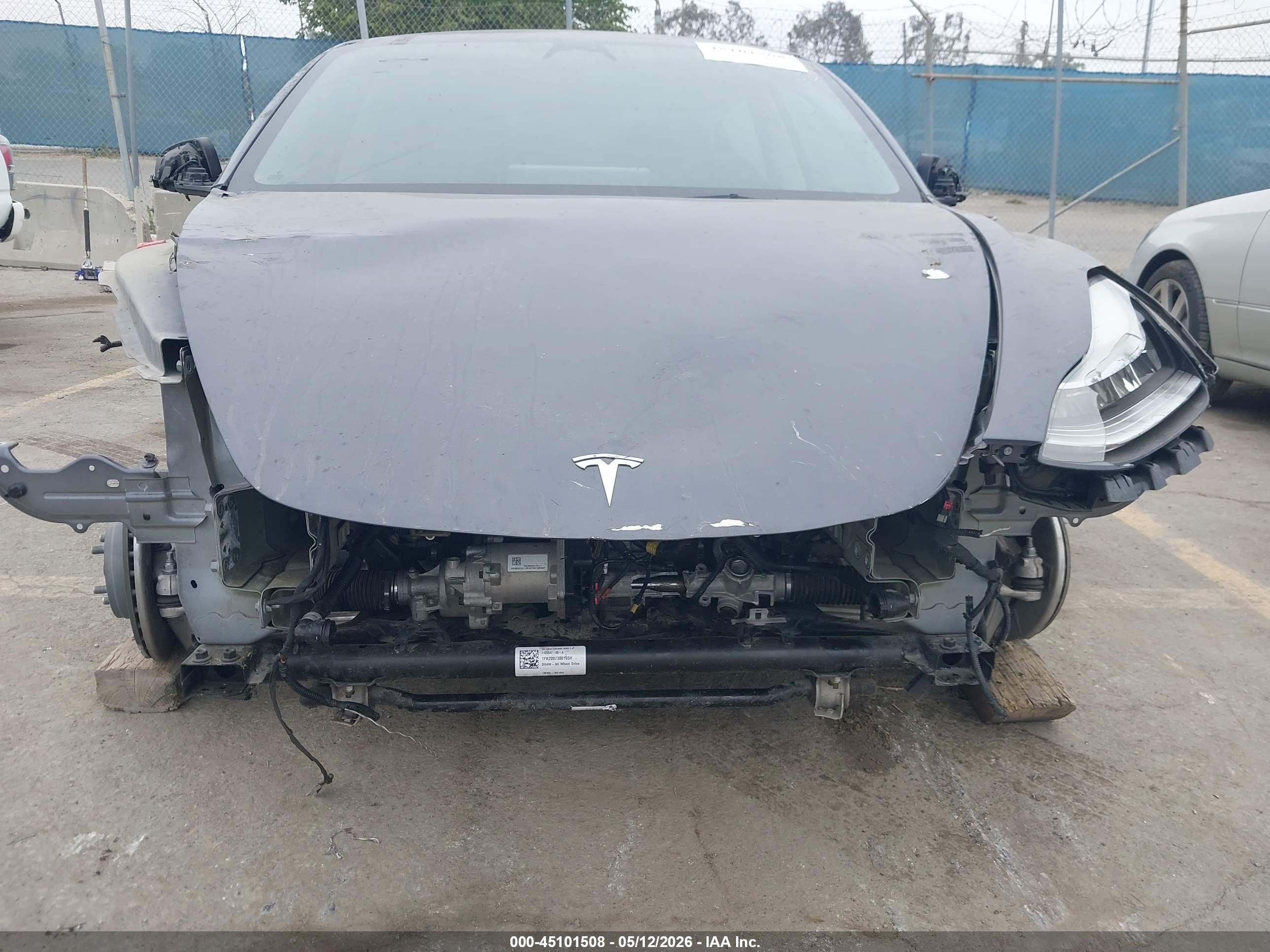 TESLA MODEL image 6
