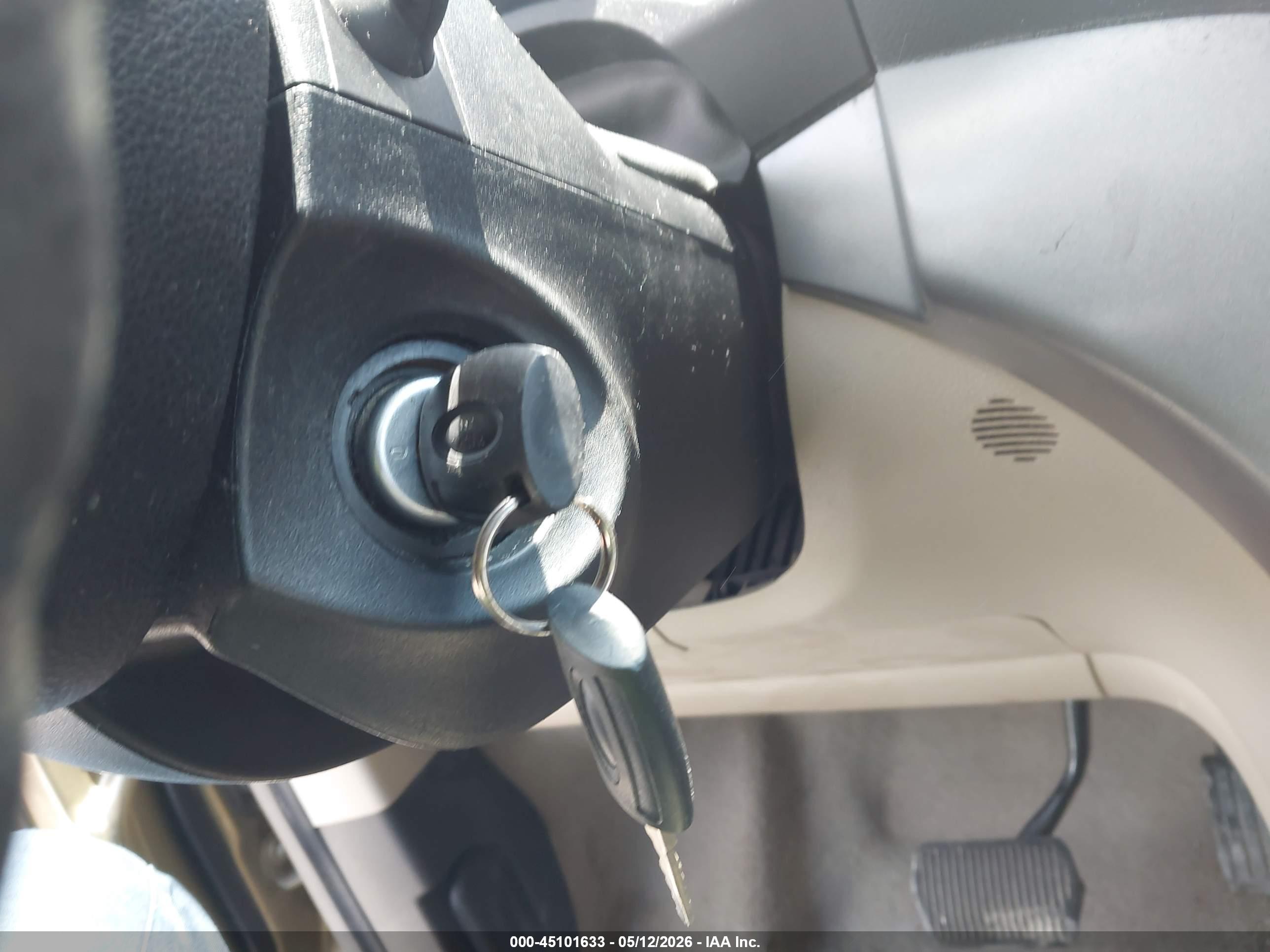 FORD ESCAPE image 11