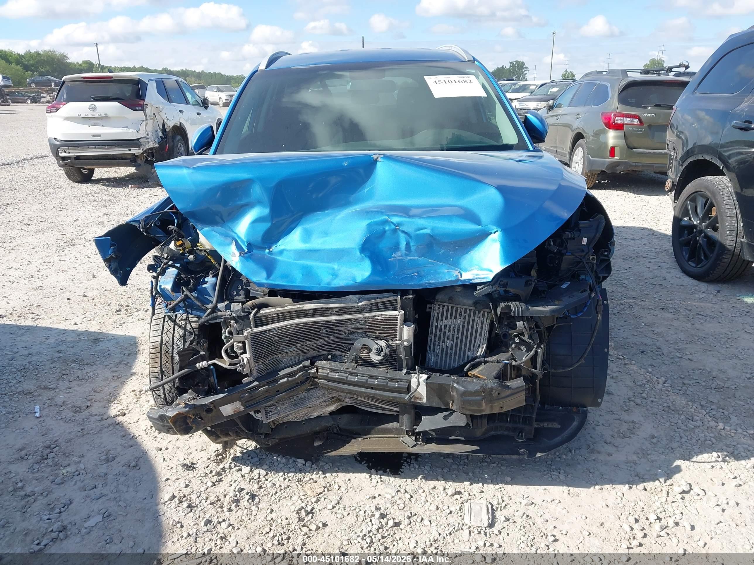 HYUNDAI TUCSON image 6
