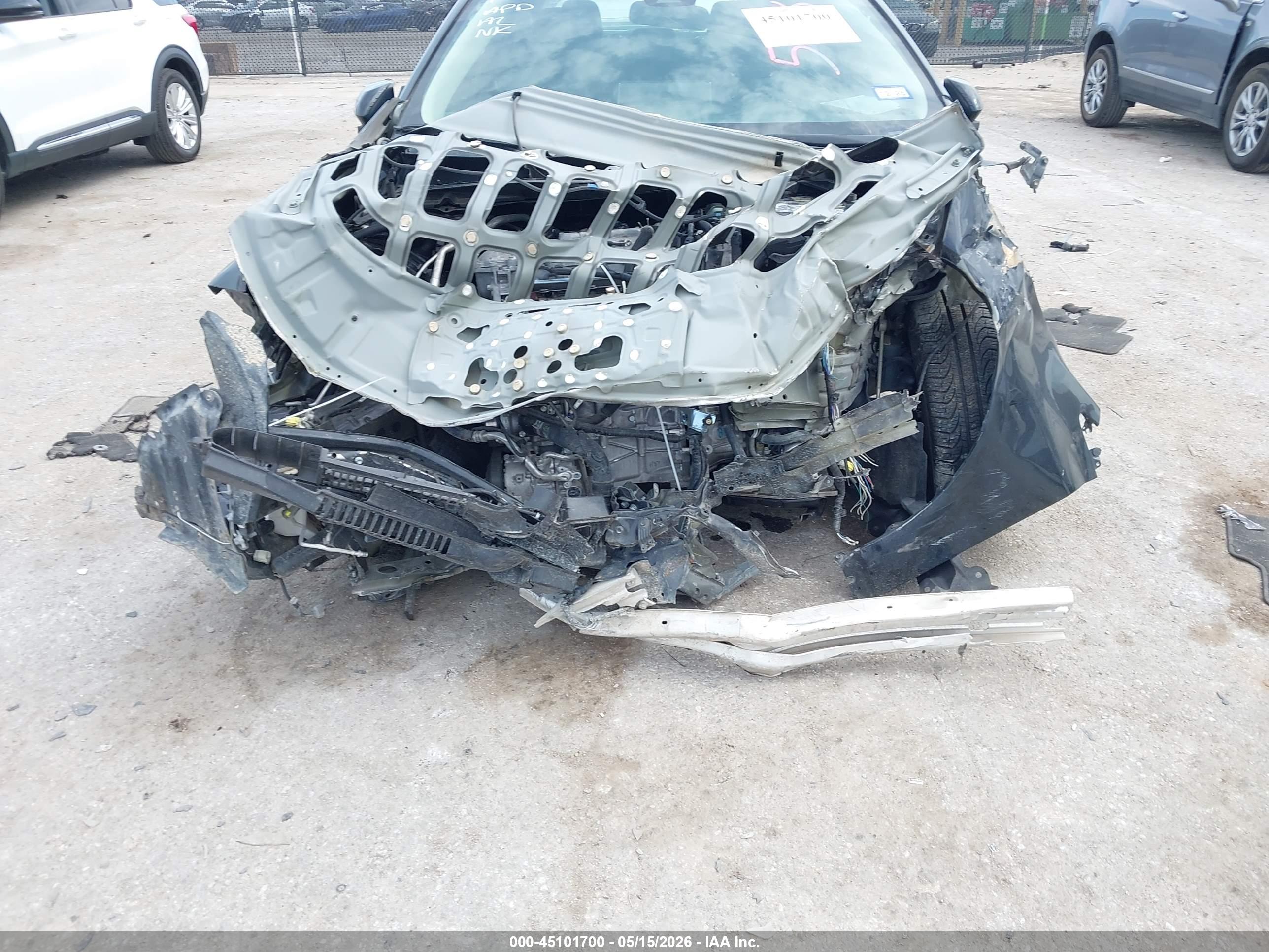 TOYOTA COROLLA image 6