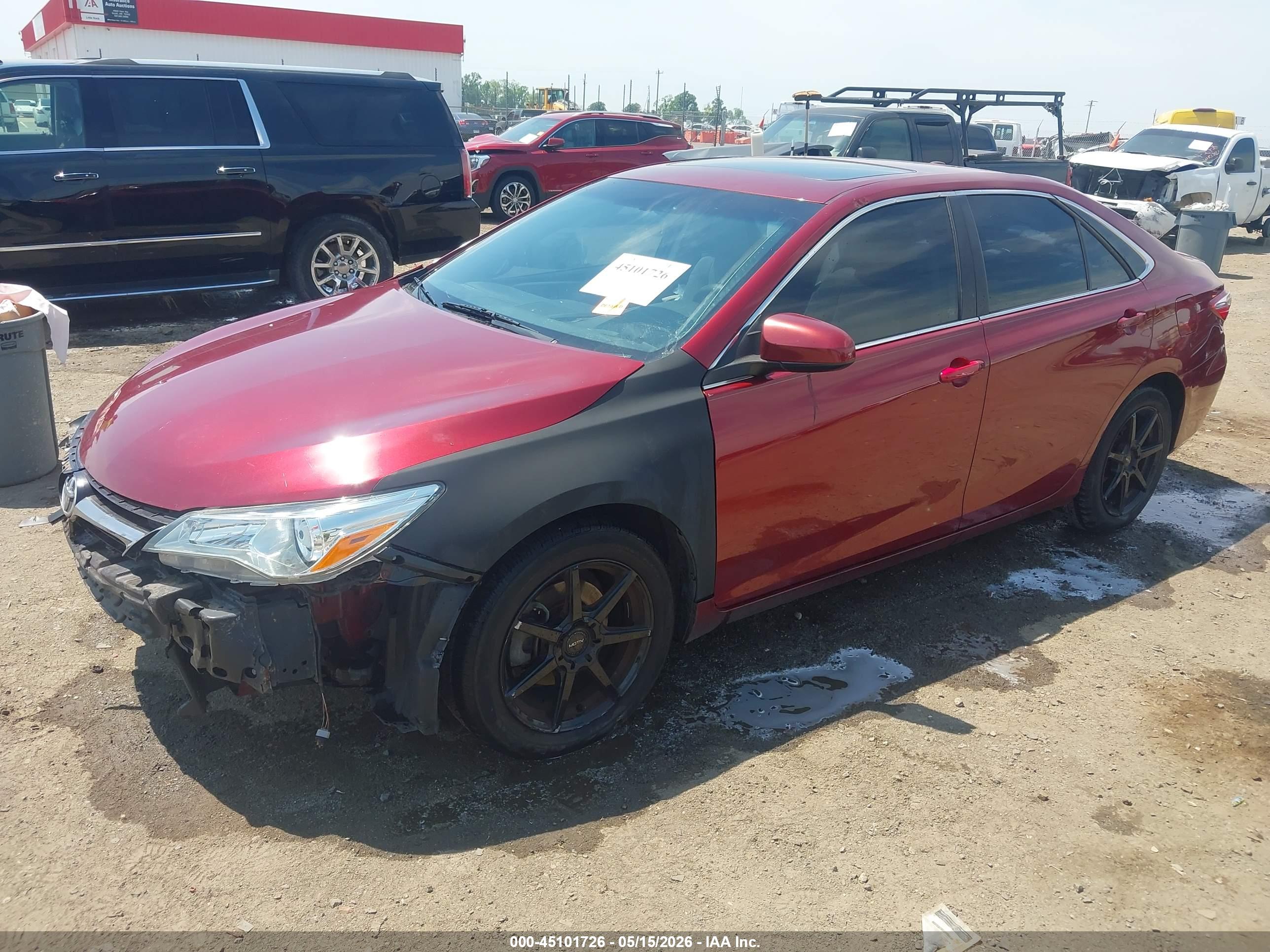 TOYOTA CAMRY image 2