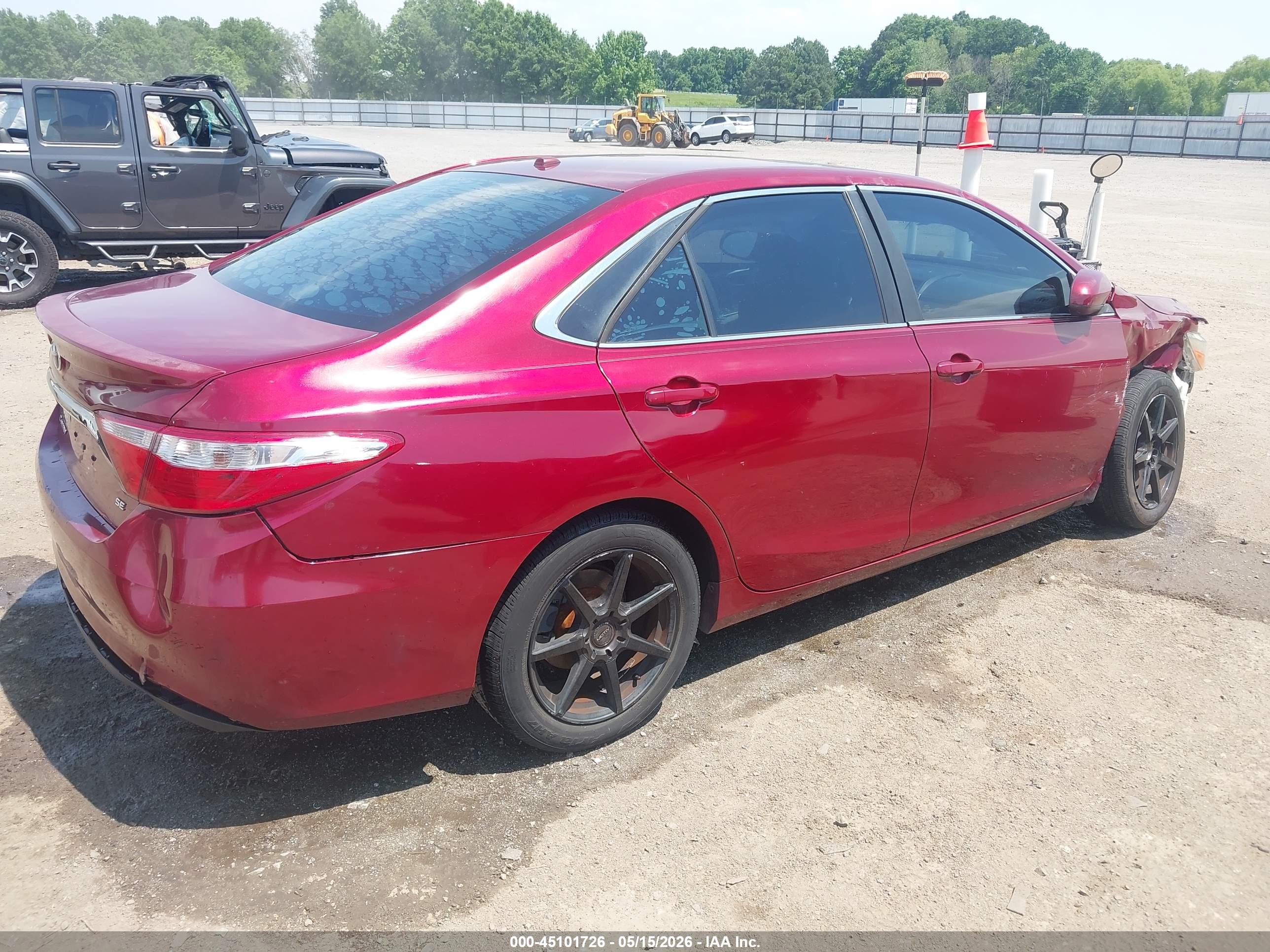 TOYOTA CAMRY image 4