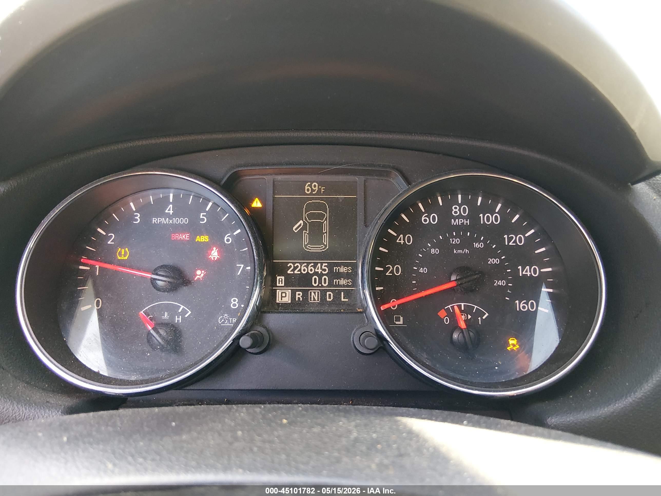 NISSAN ROGUE image 7