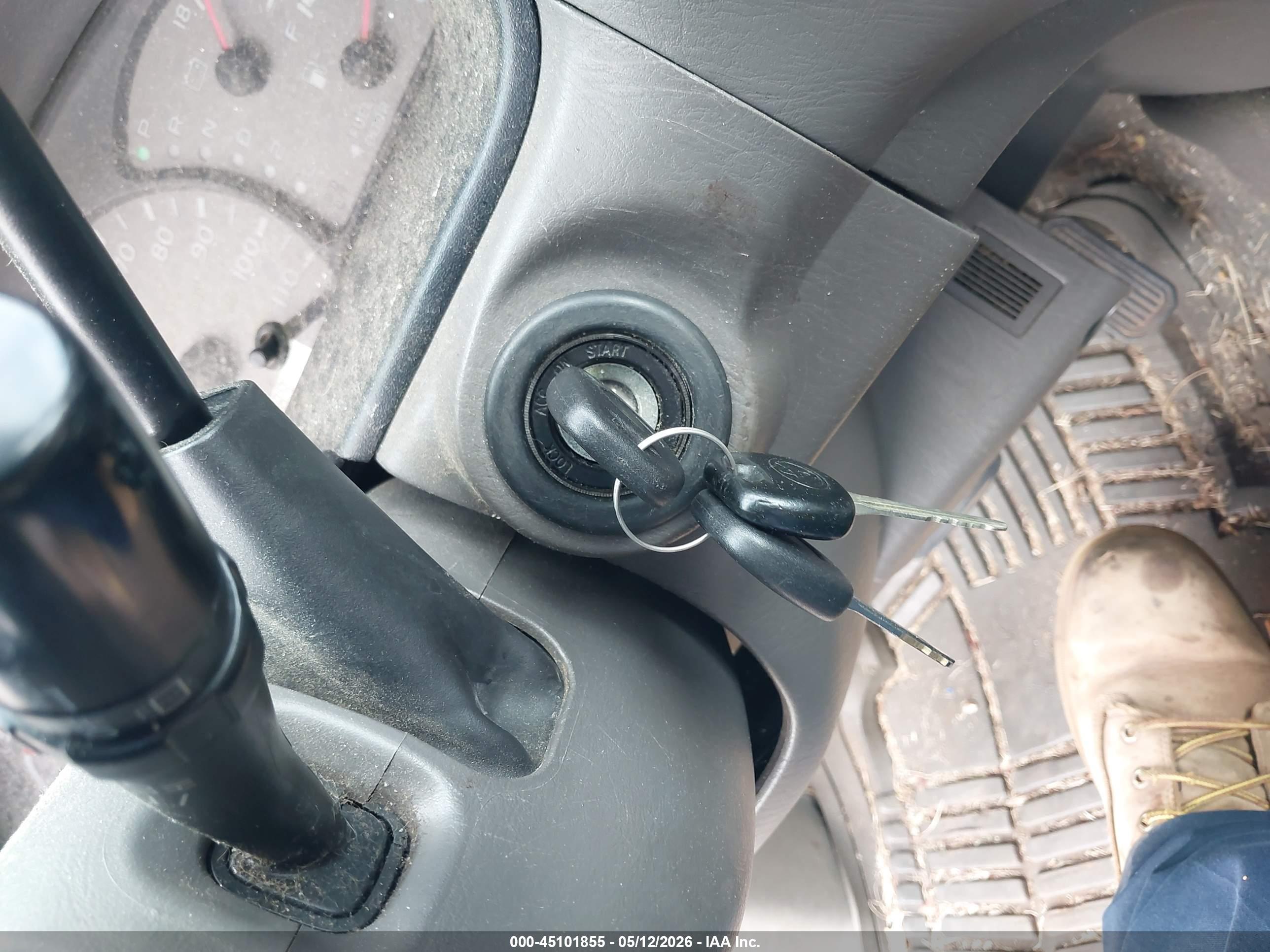 TOYOTA SEQUOIA image 11