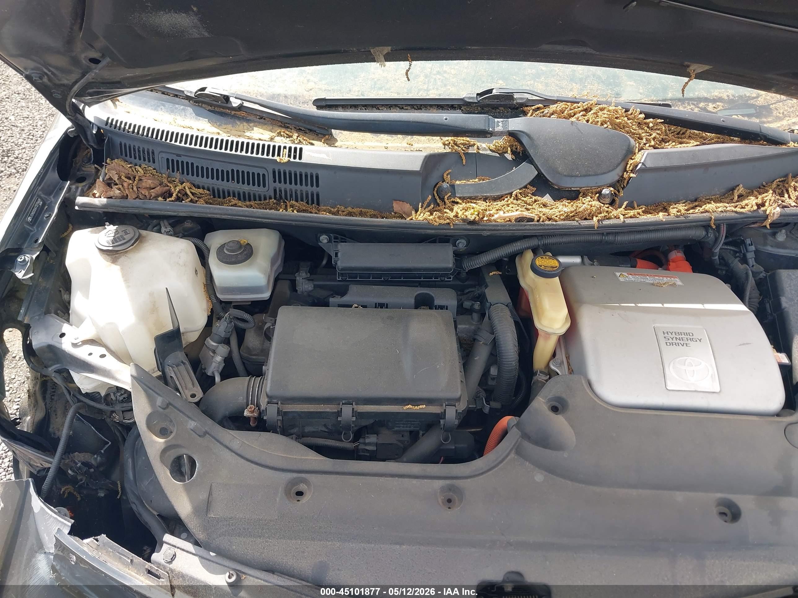 TOYOTA PRIUS image 10