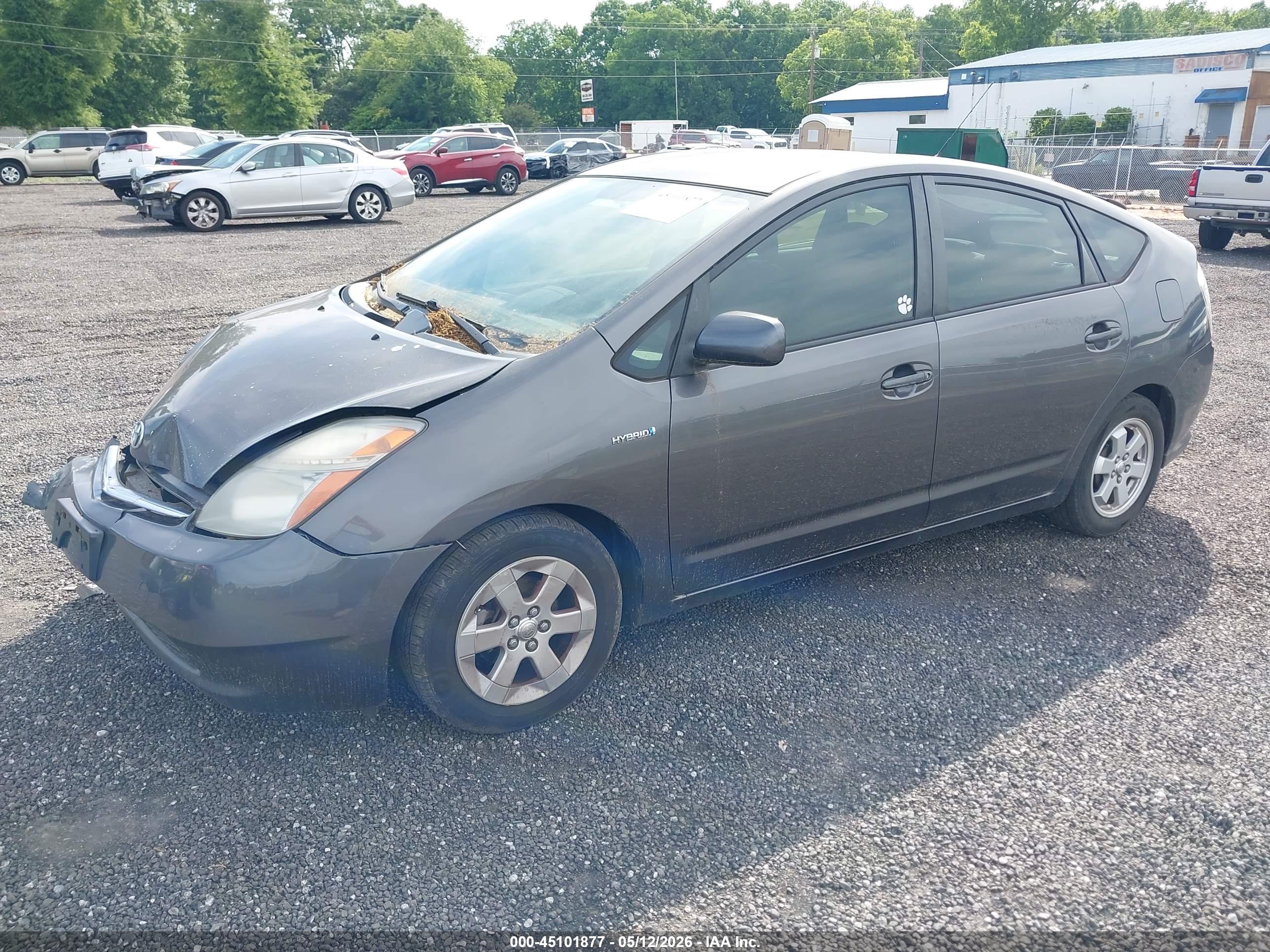 TOYOTA PRIUS image 2