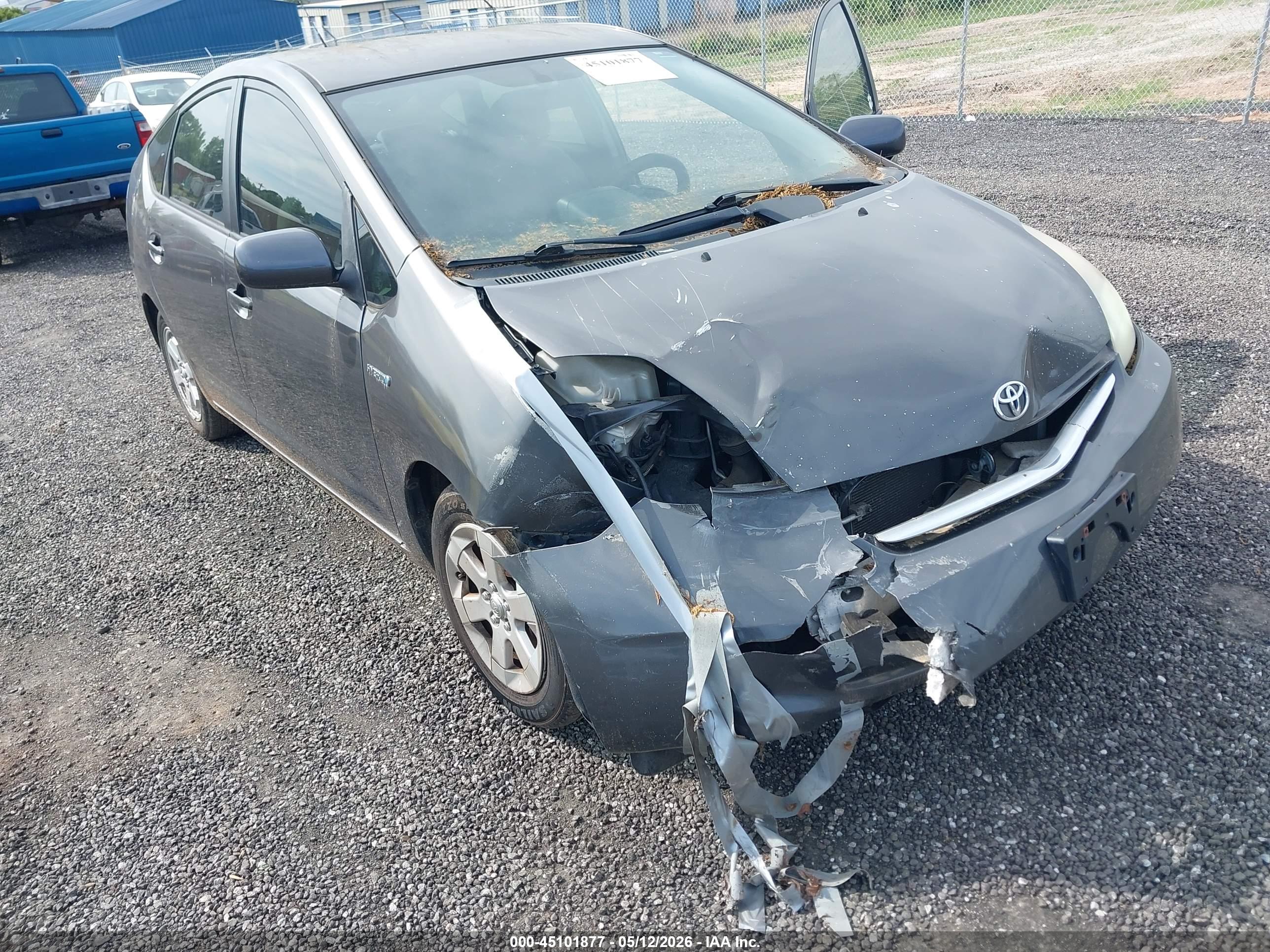 TOYOTA PRIUS image 6