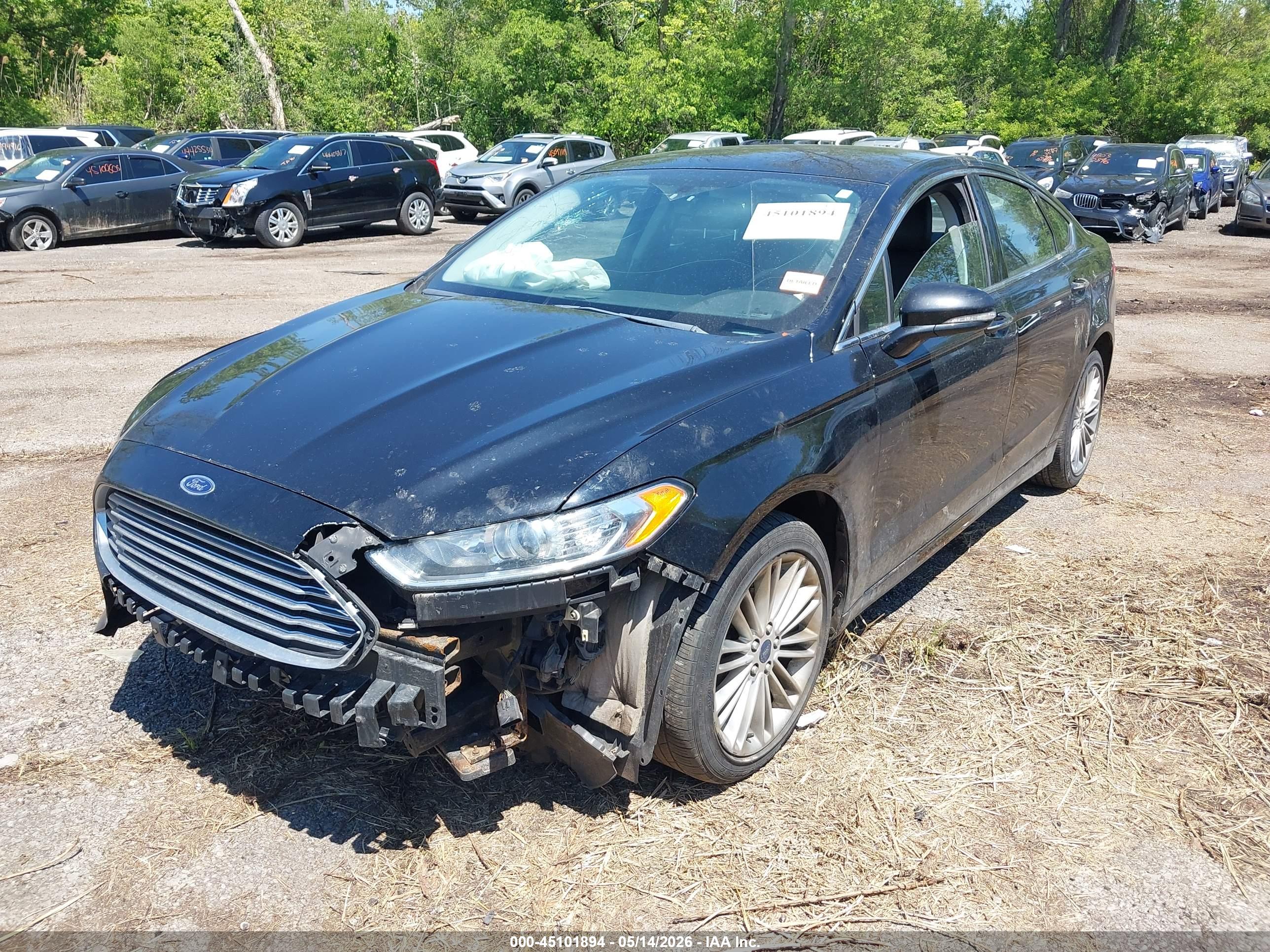 FORD FUSION image 2